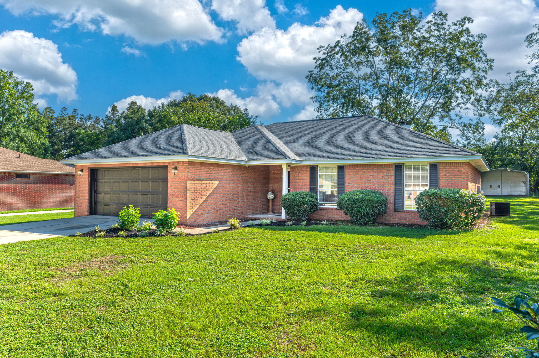 DOGWOOD ESTATES 1ST ADDN - Residential