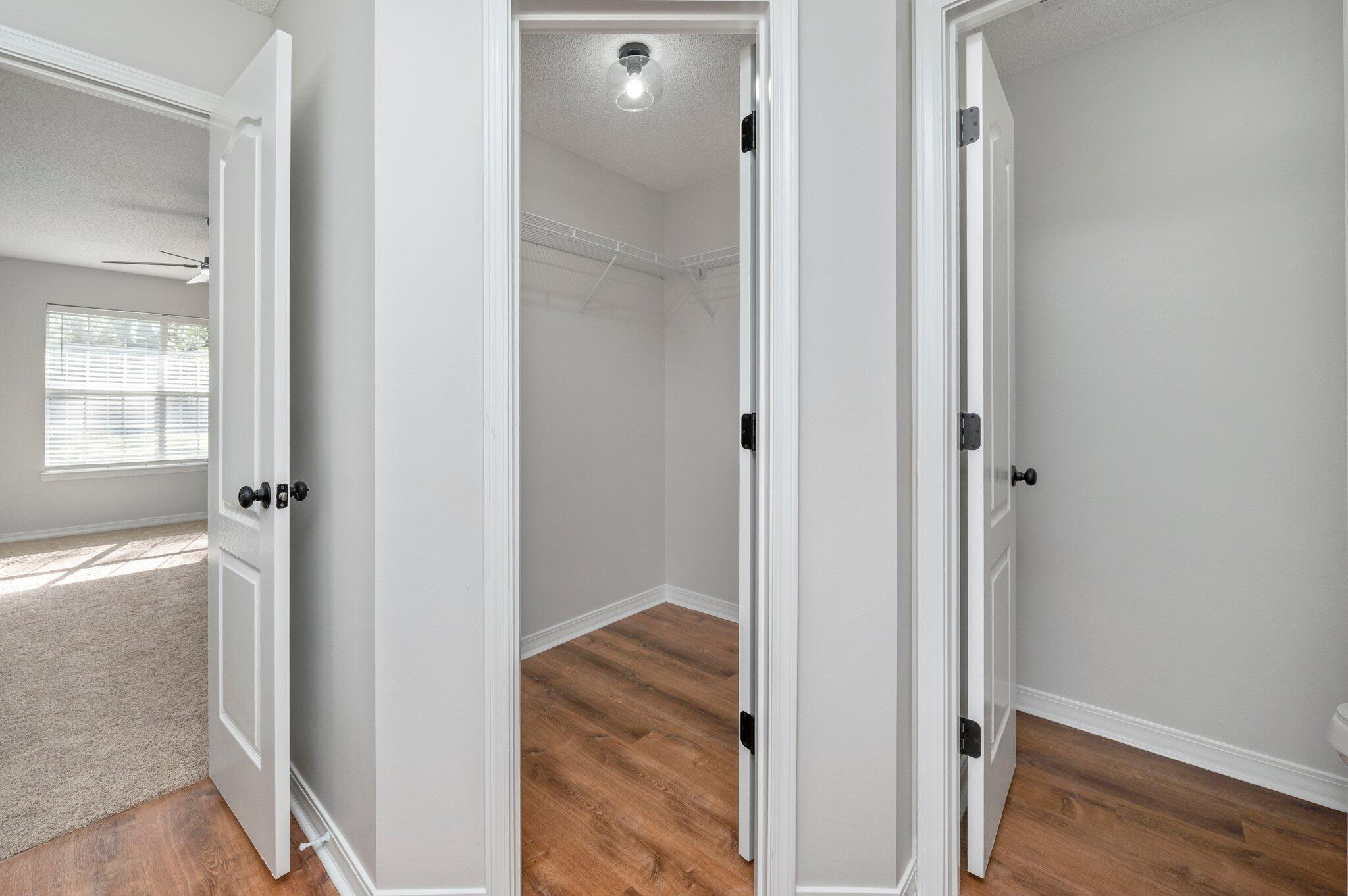 DOGWOOD ESTATES 1ST ADDN - Residential