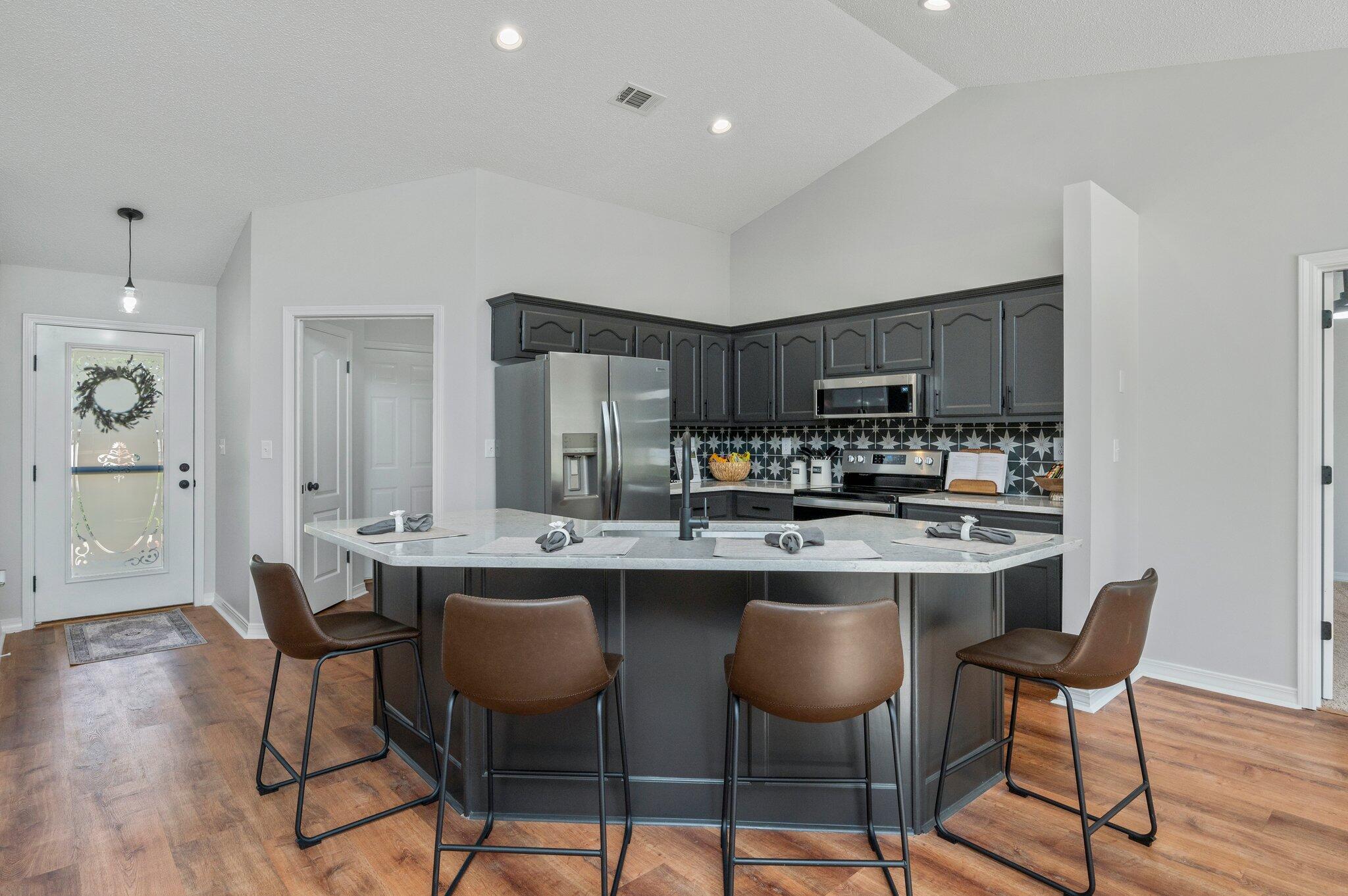 DOGWOOD ESTATES 1ST ADDN - Residential