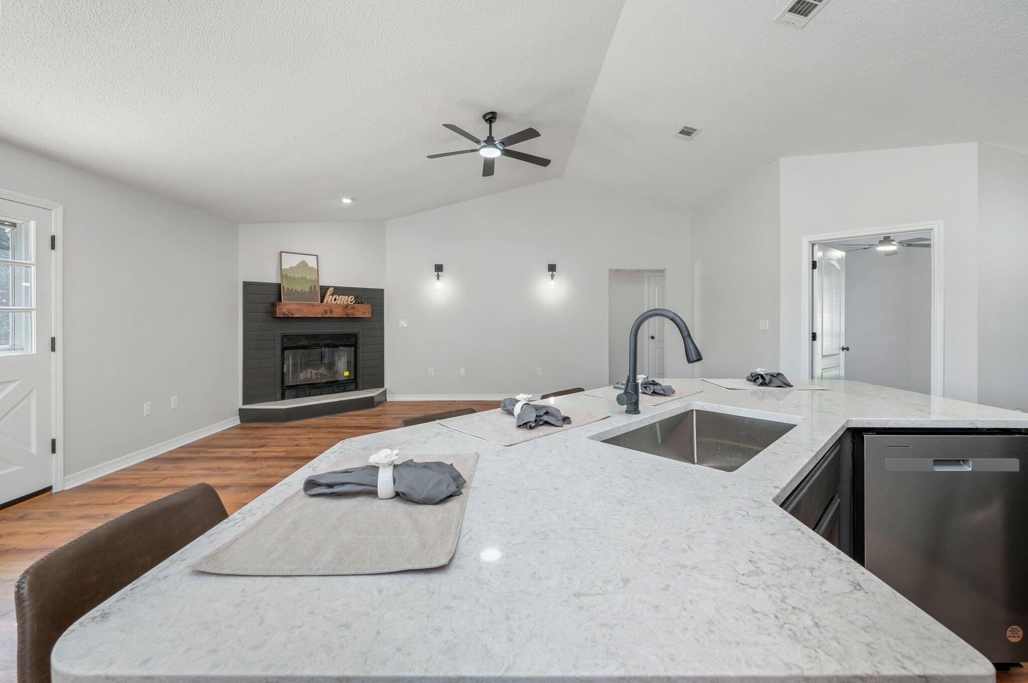 DOGWOOD ESTATES 1ST ADDN - Residential