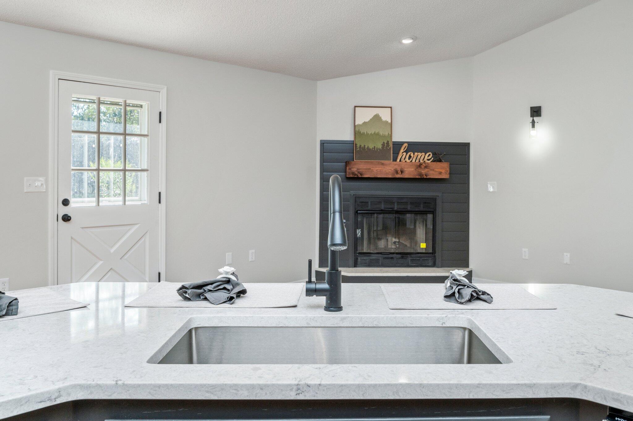 DOGWOOD ESTATES 1ST ADDN - Residential