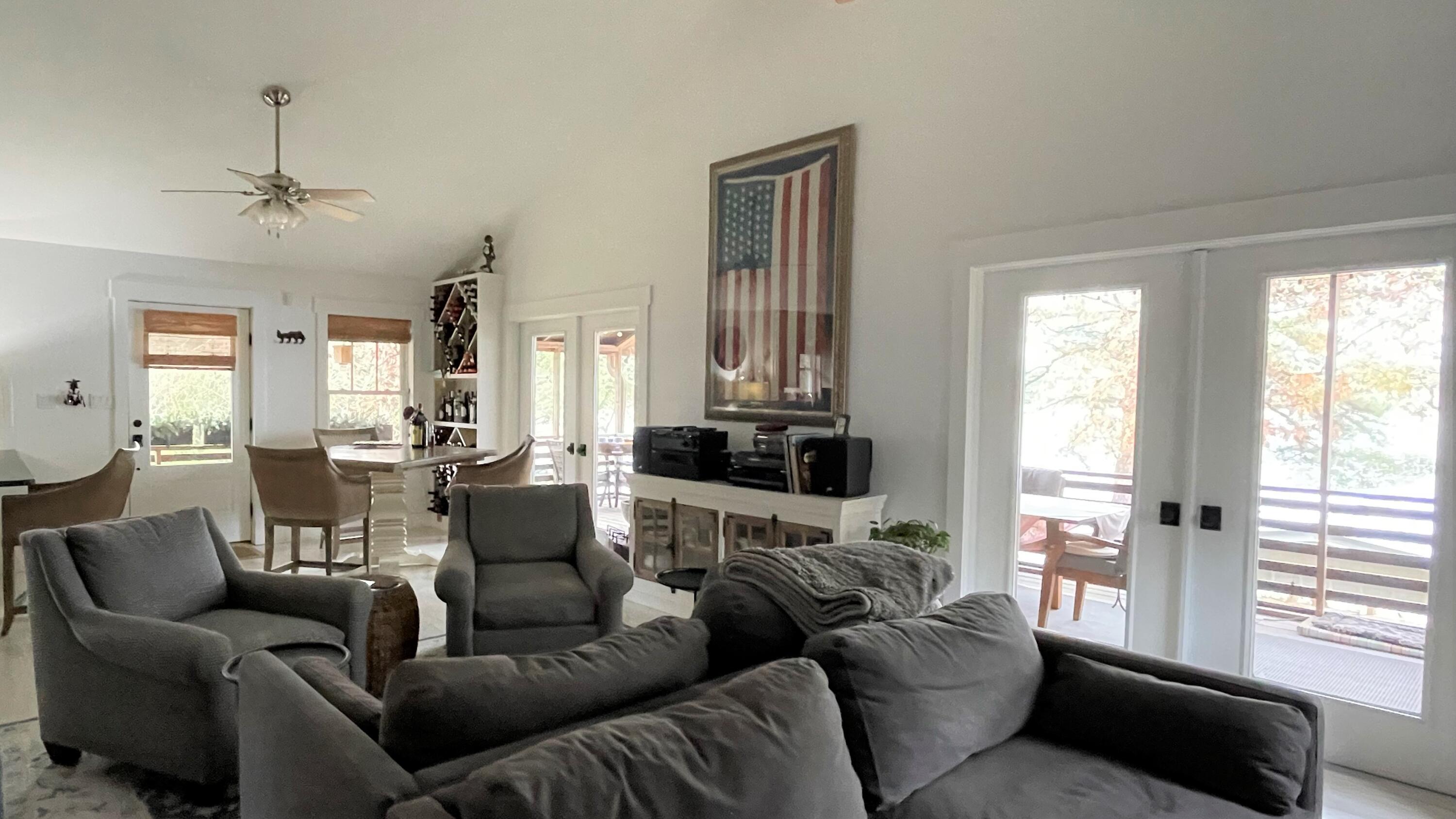 SPRING LAKE ESTATES - Residential