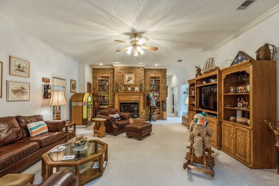 ROCKY BAYOU ESTATES 12A - Residential