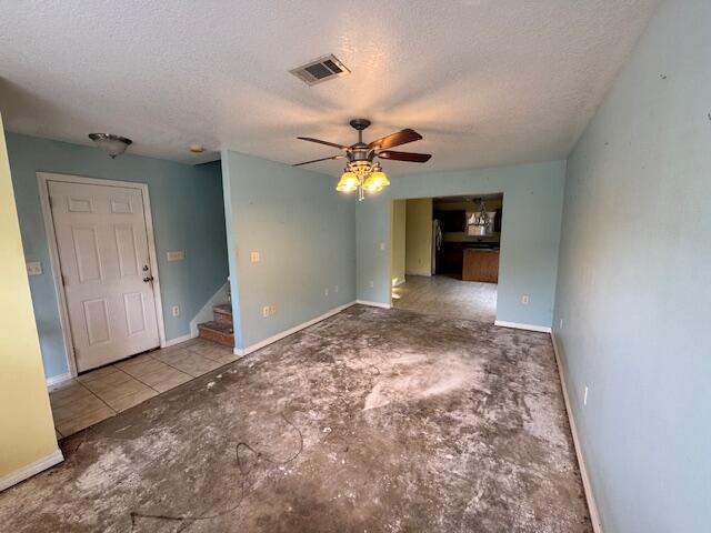 MORRIS ADDN TO CRESTVIEW - Residential