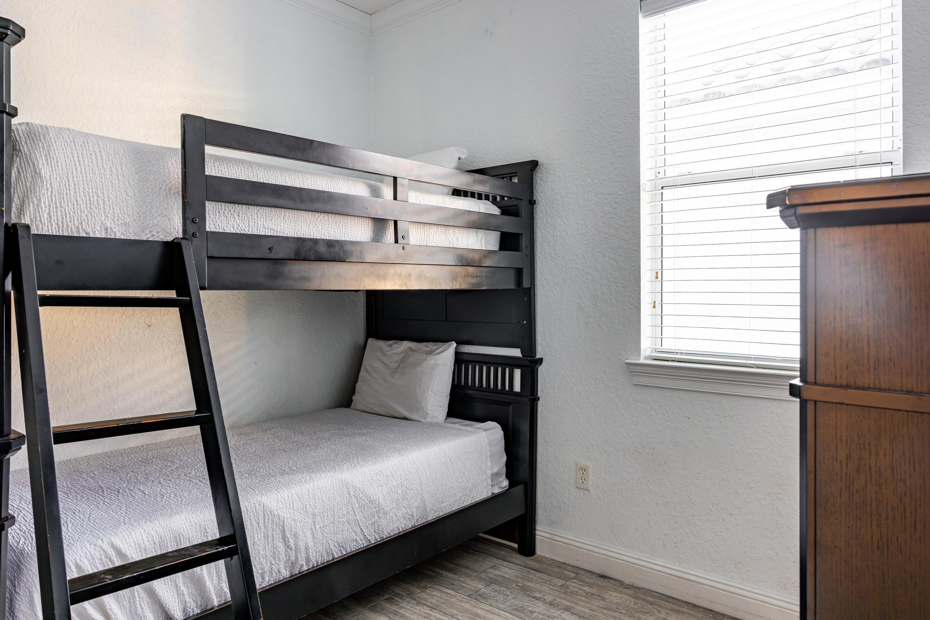 VILLAGES OF CRYSTAL BEACH - Residential