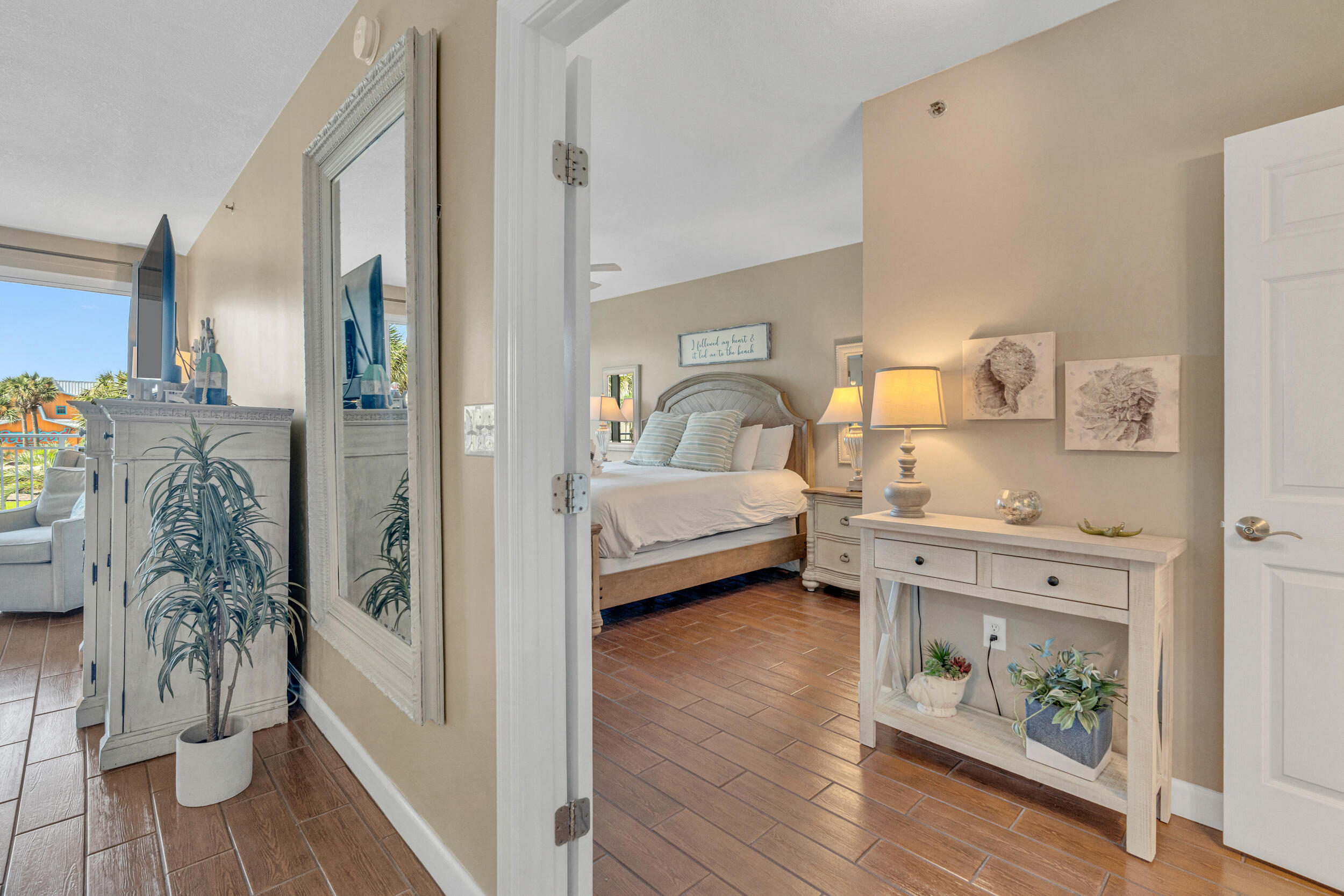 STERLING SHORES - Residential
