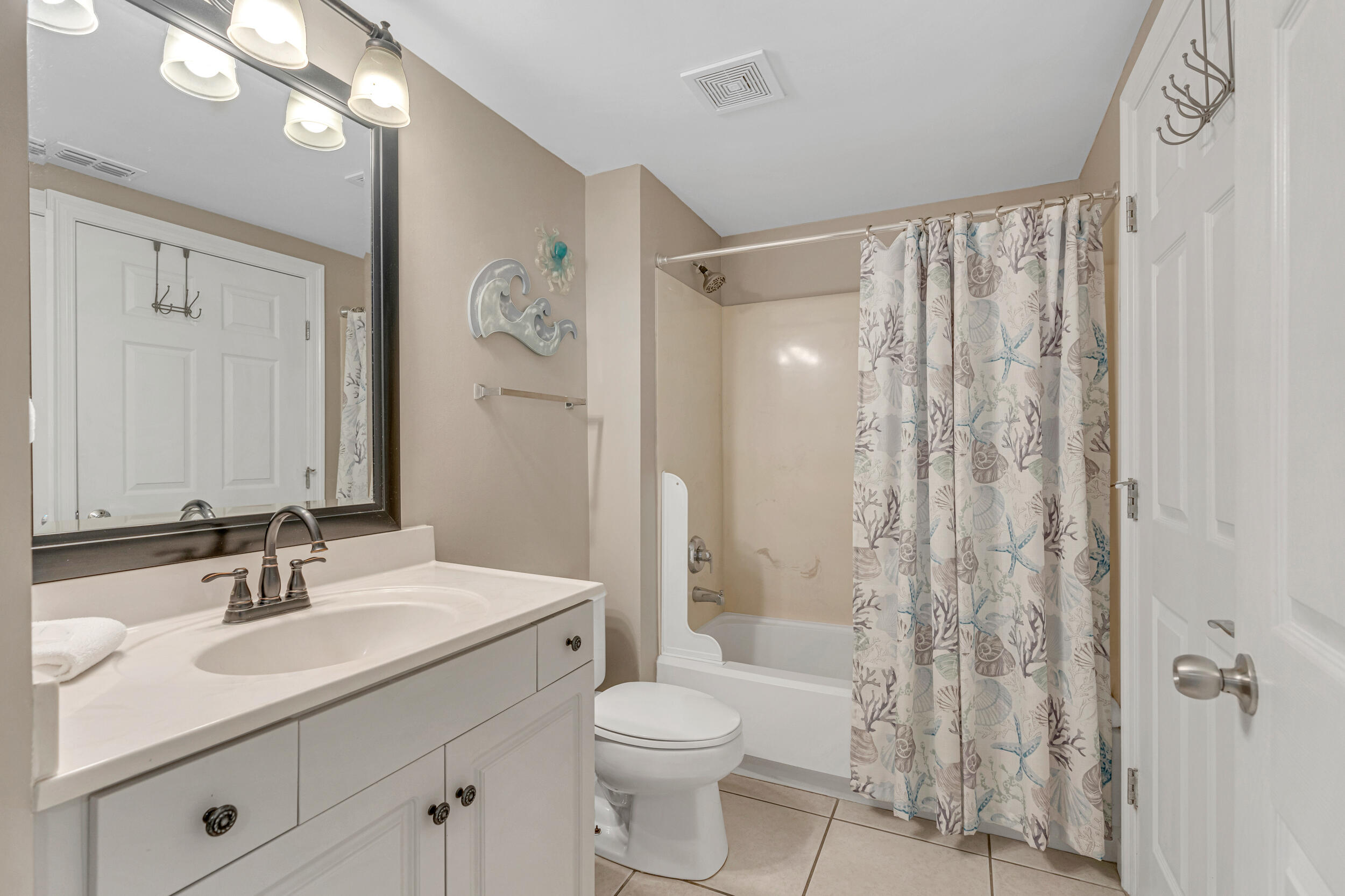 STERLING SHORES - Residential