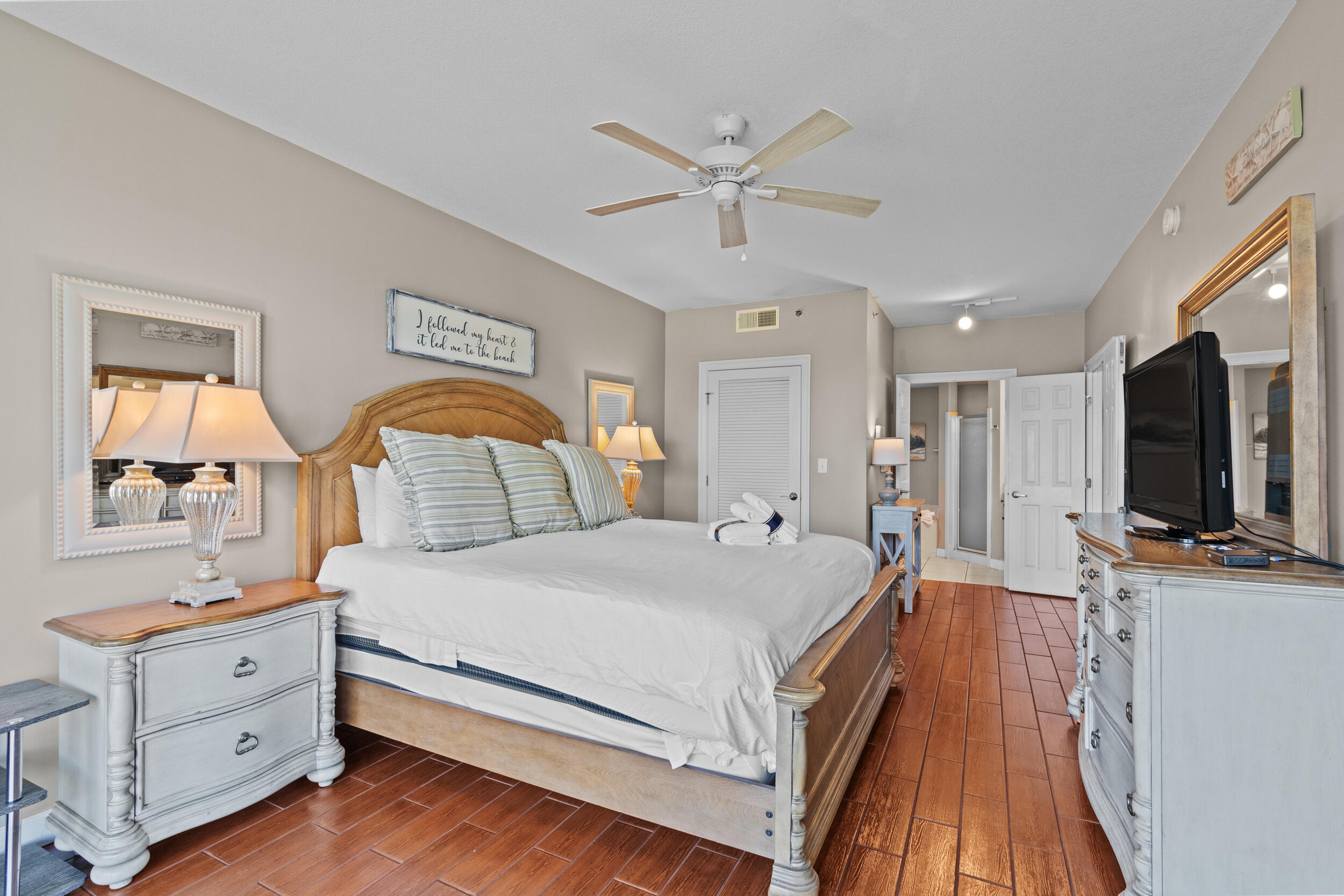 STERLING SHORES - Residential
