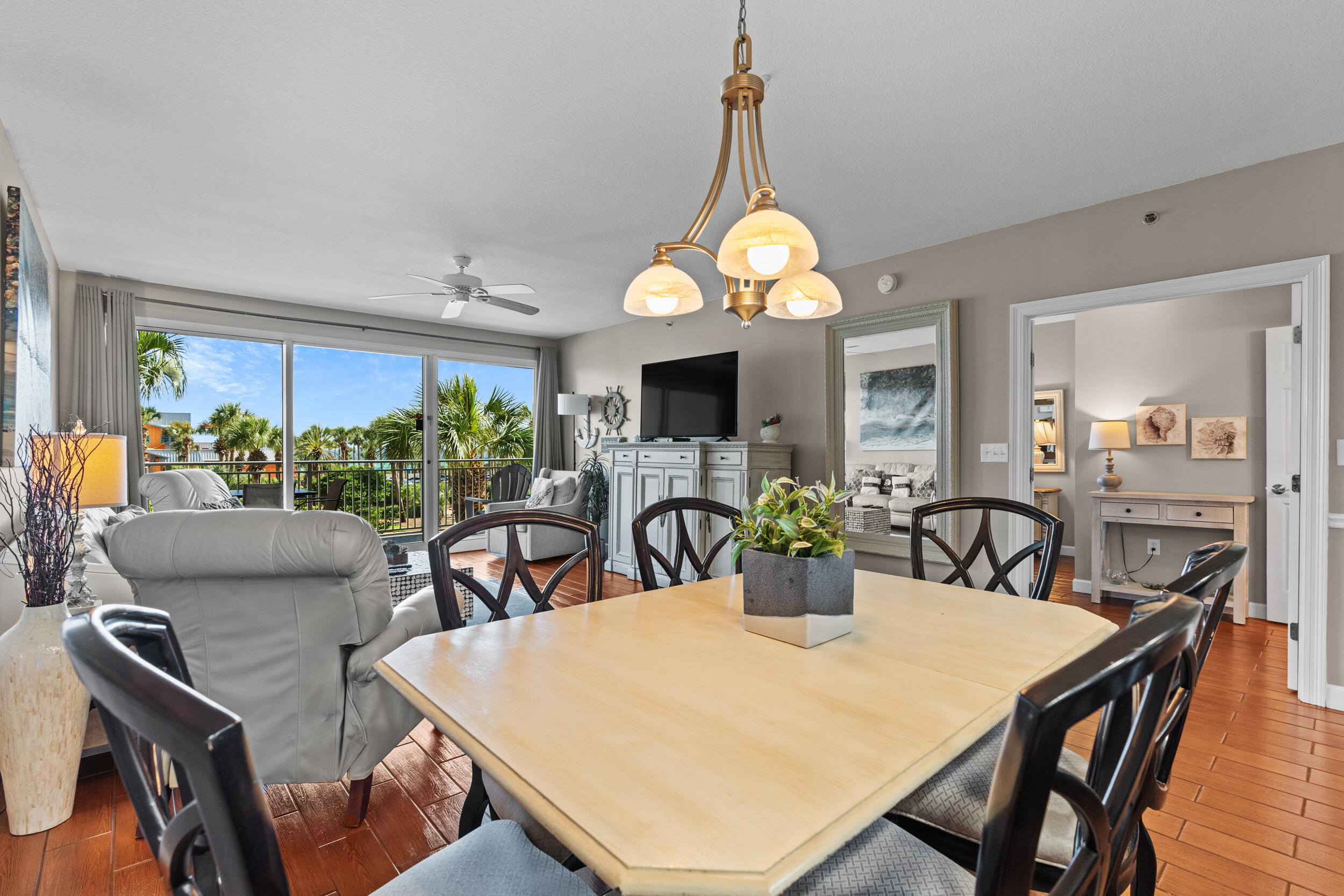 STERLING SHORES - Residential