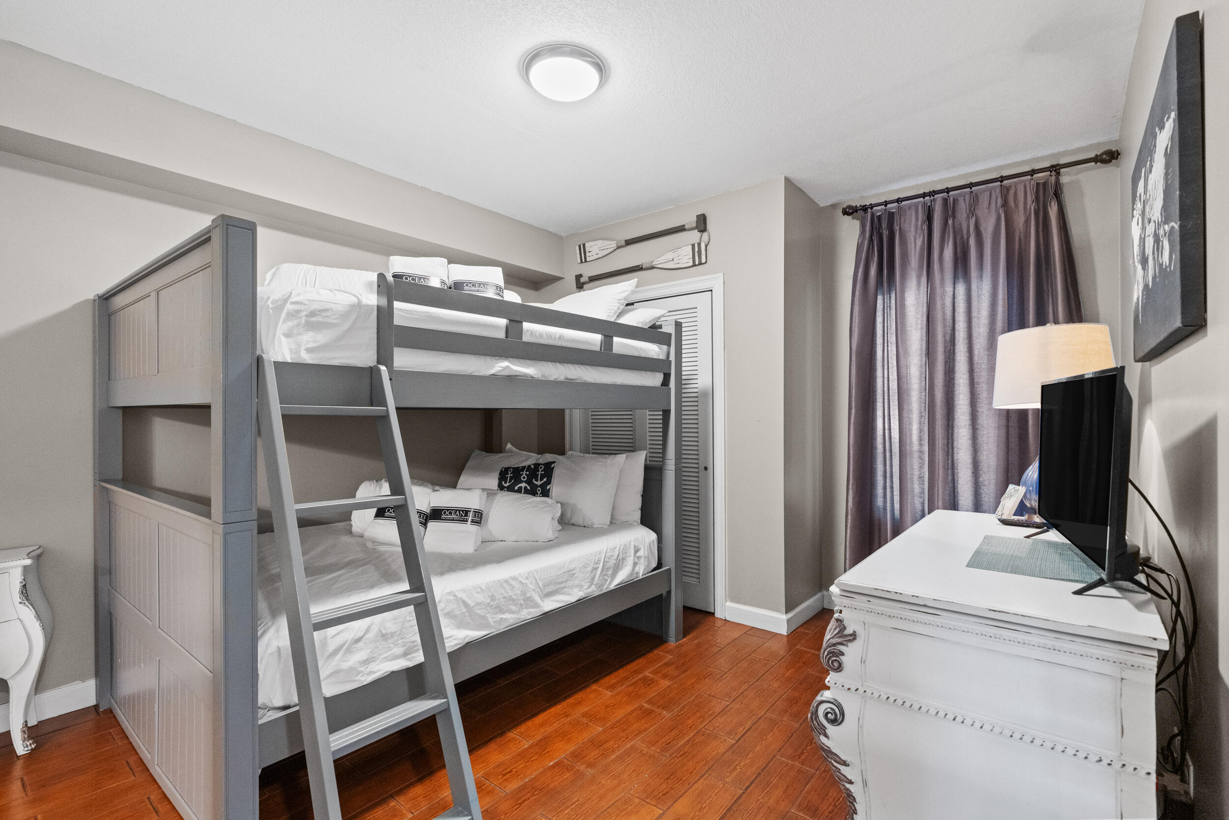 STERLING SHORES - Residential