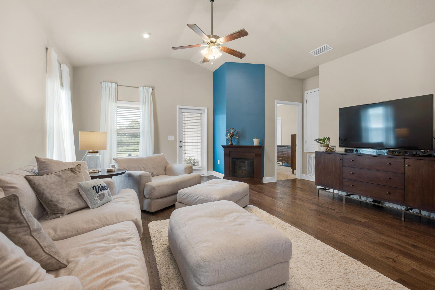 HAMMOCK BAY - Residential