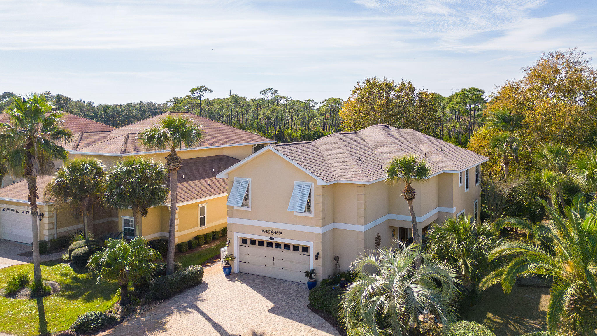 EMERALD LAKES PH 1 - Residential