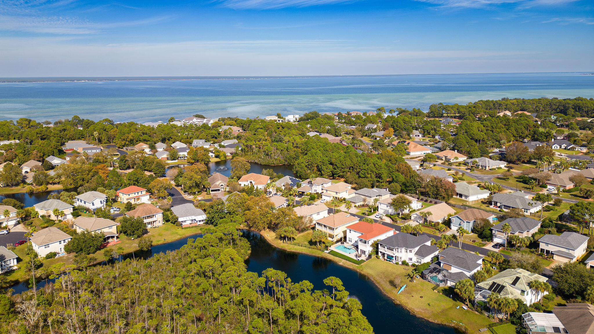 EMERALD LAKES PH 1 - Residential