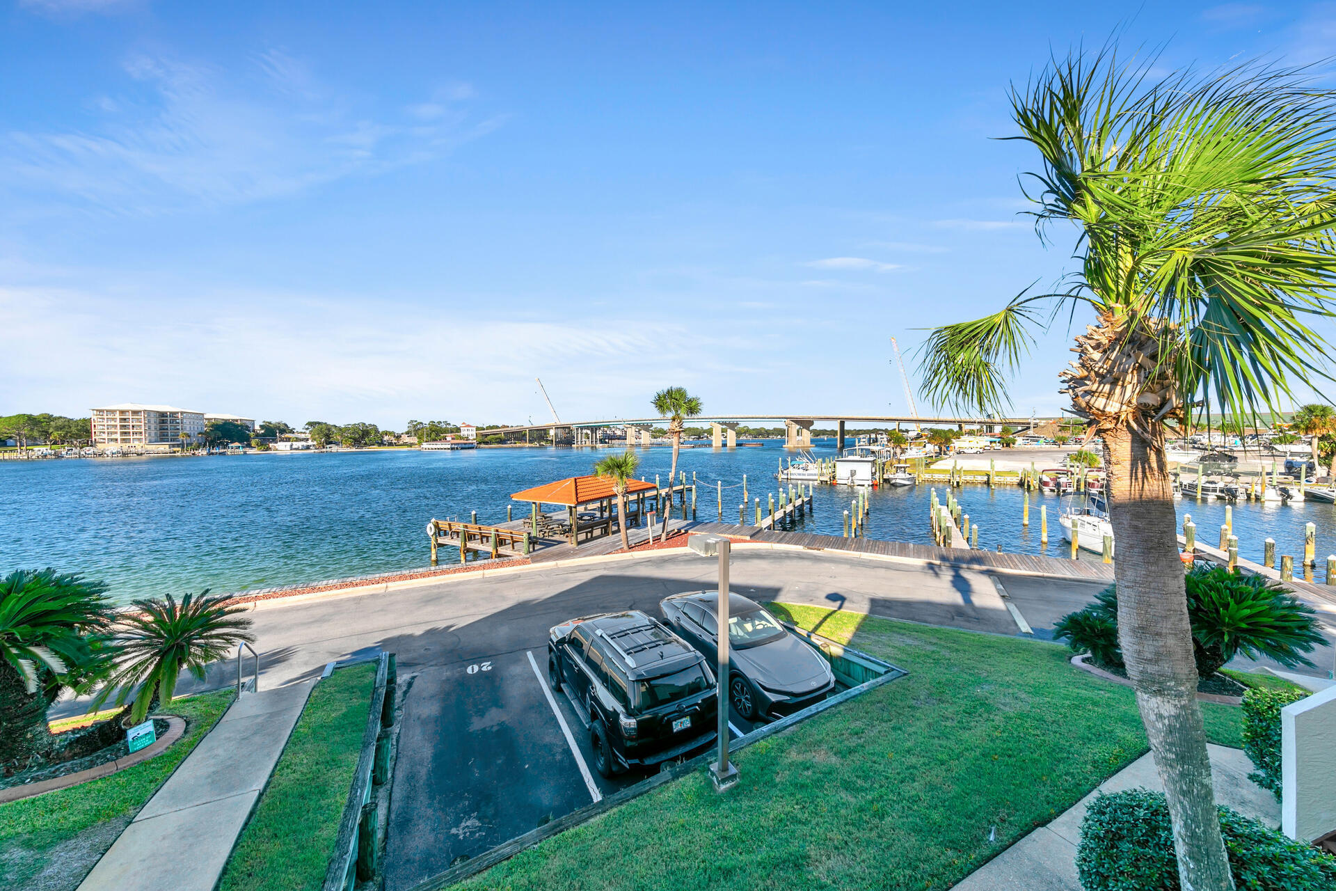 CLIPPER COVE T/H - Residential