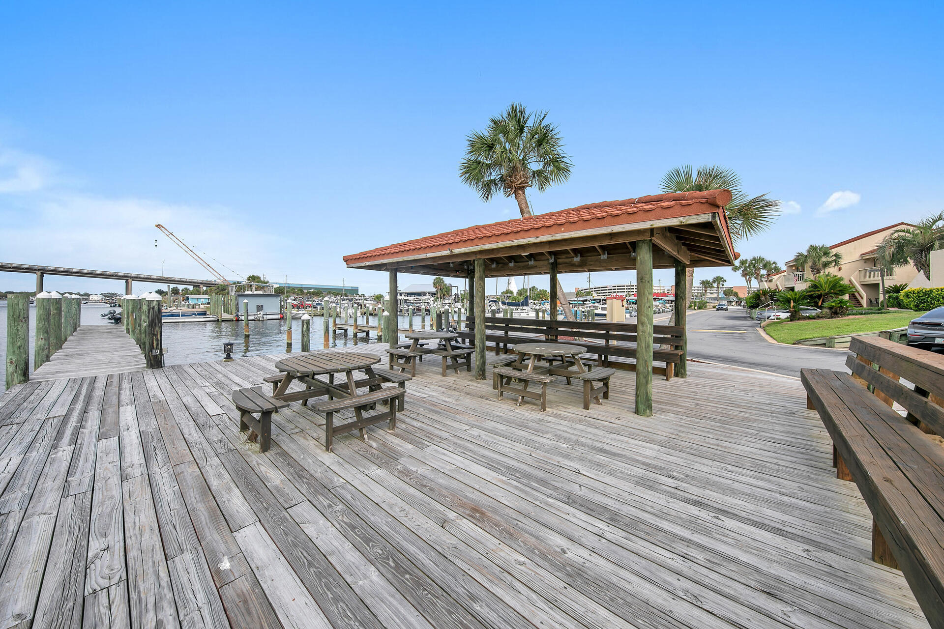 CLIPPER COVE T/H - Residential