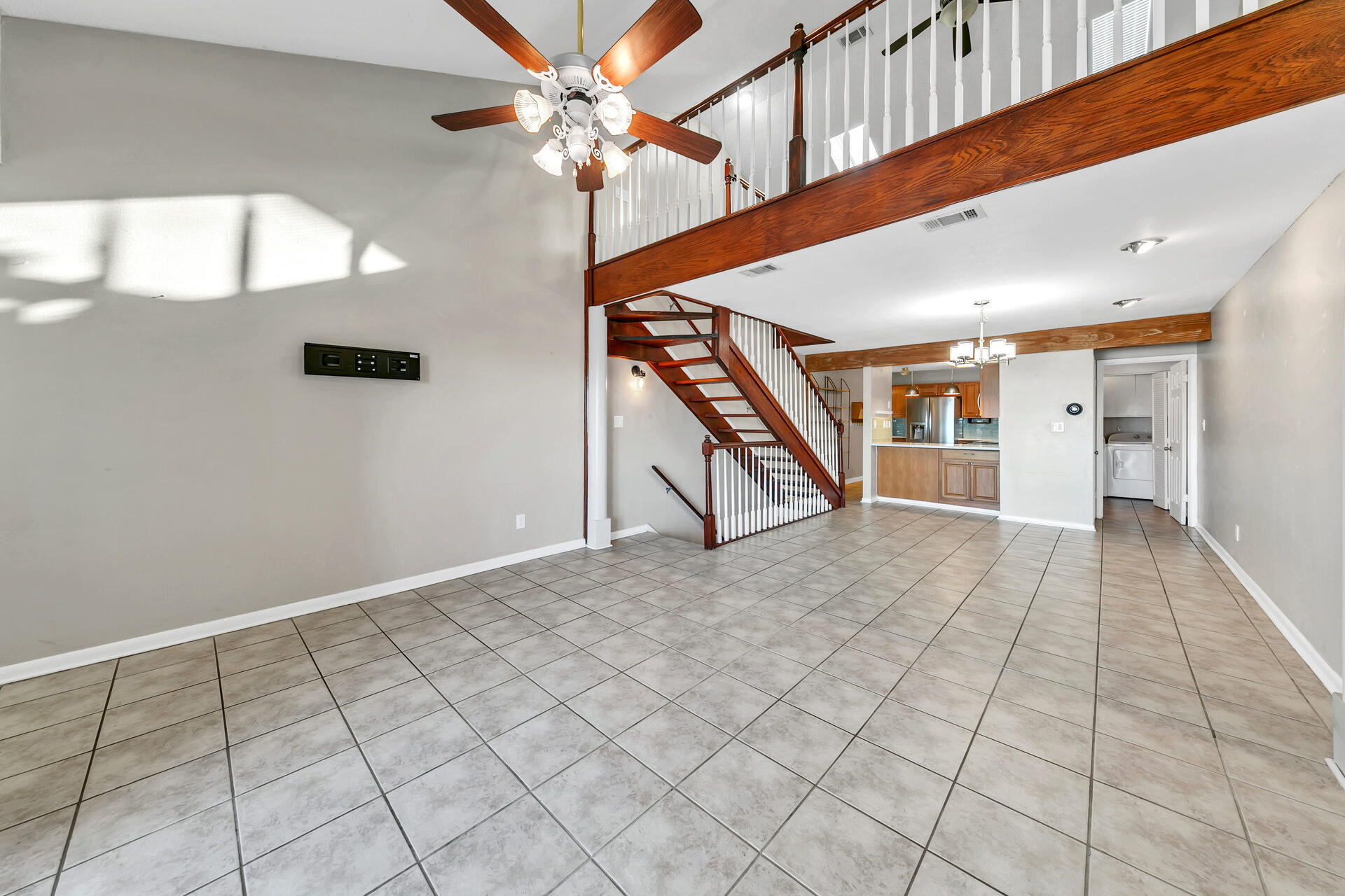 CLIPPER COVE T/H - Residential