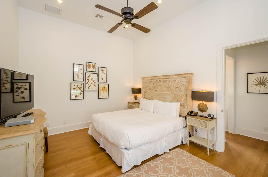 ALYS BEACH - Residential
