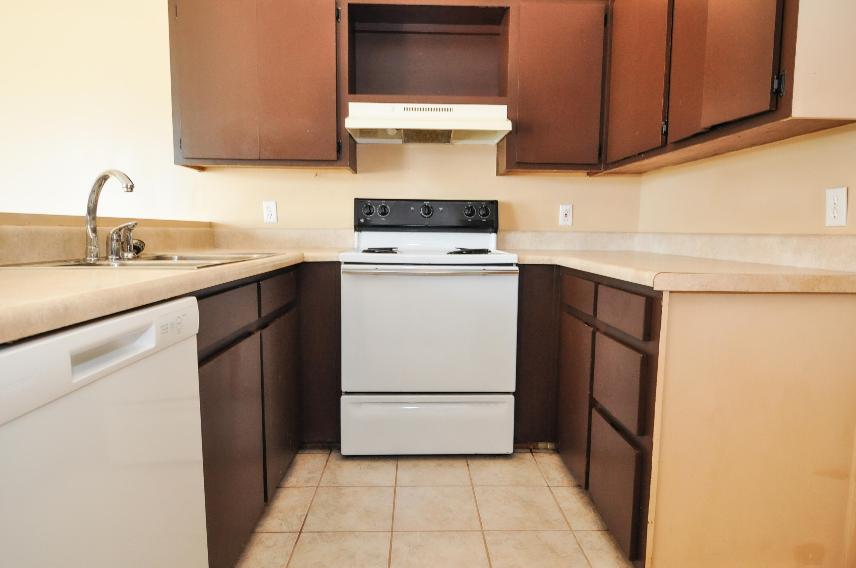 BILTMORE BEACH 1ST ADDN - Residential