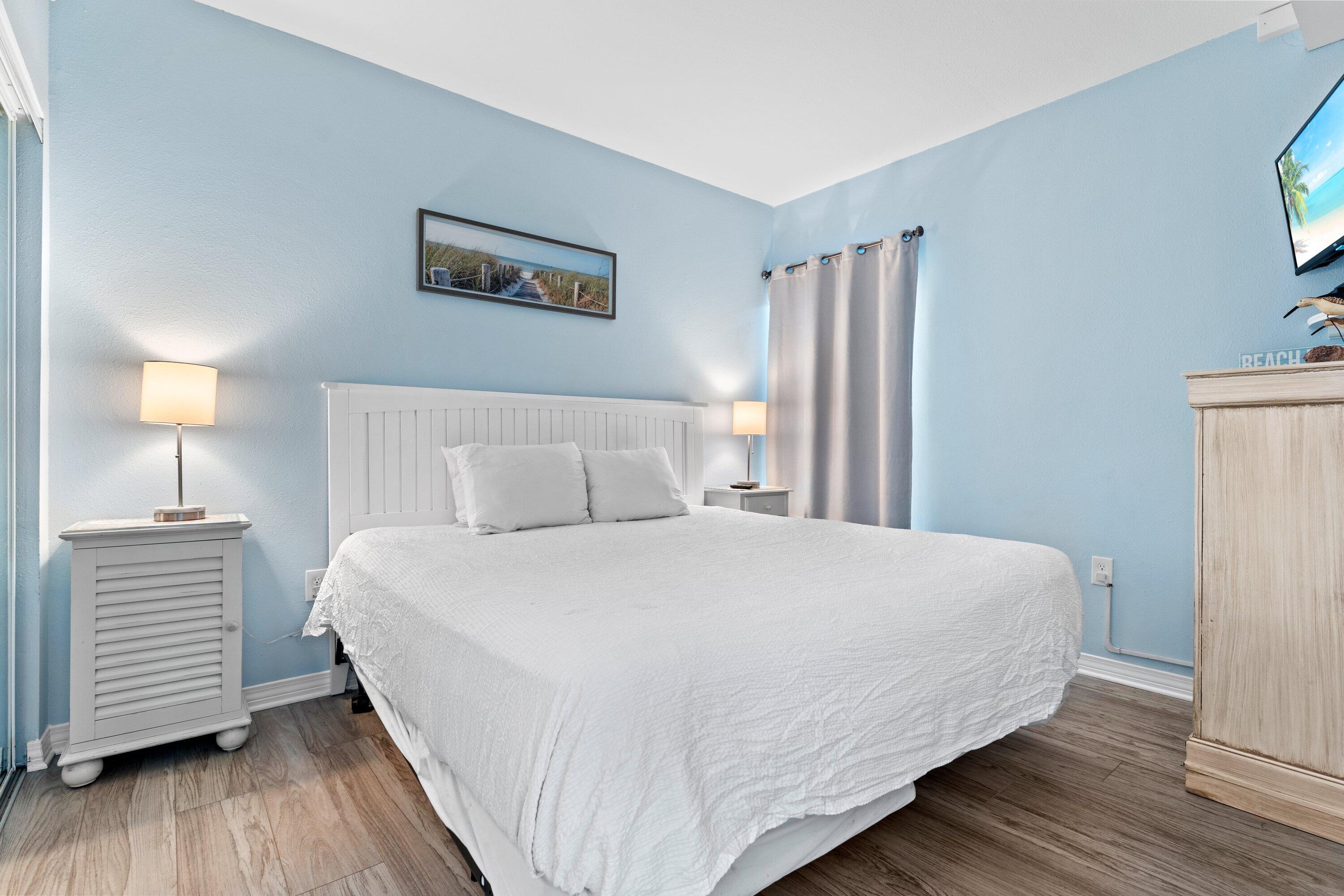 SILVER DUNES CONDO - Residential