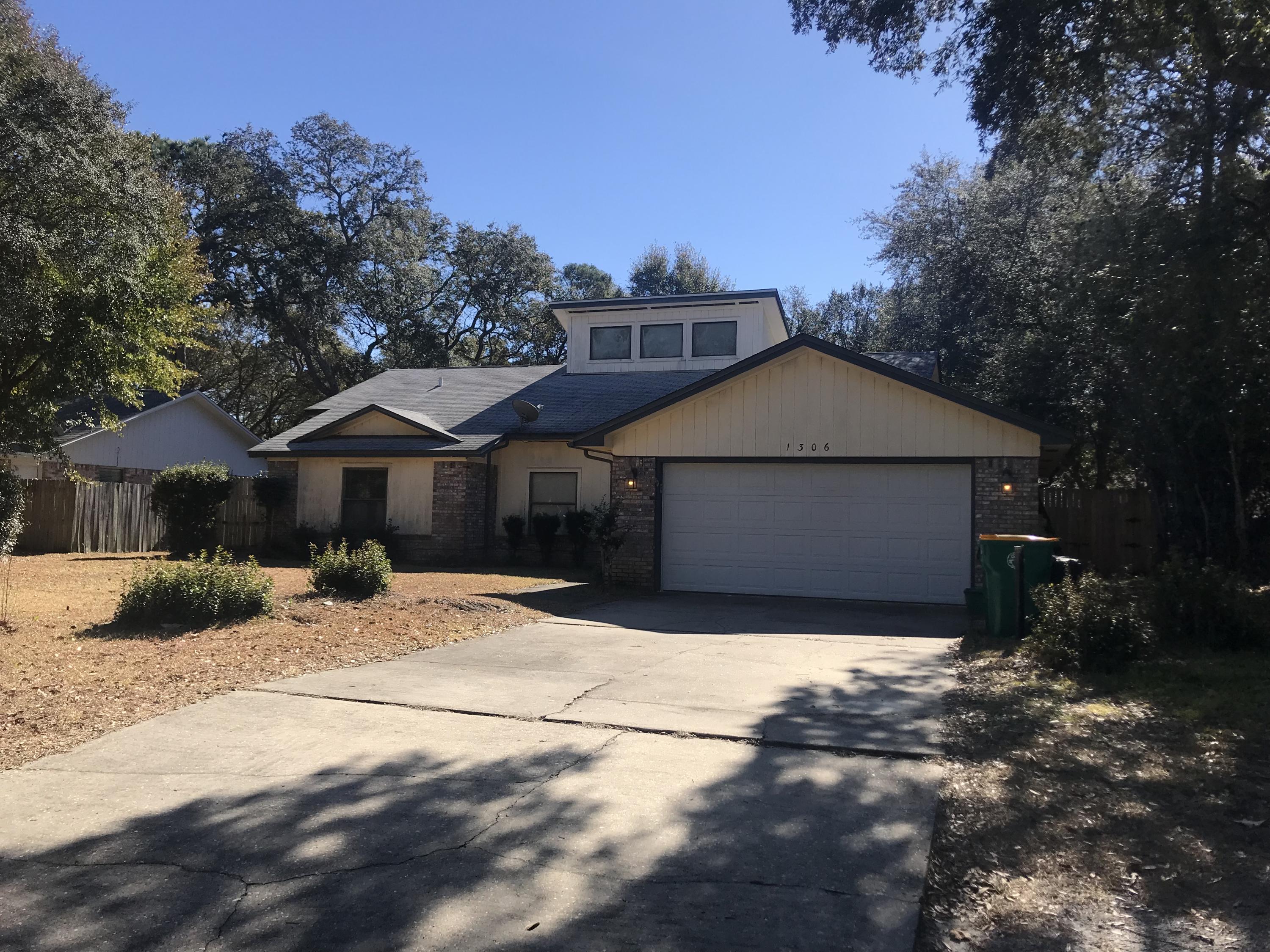 WOODLANDS - Residential