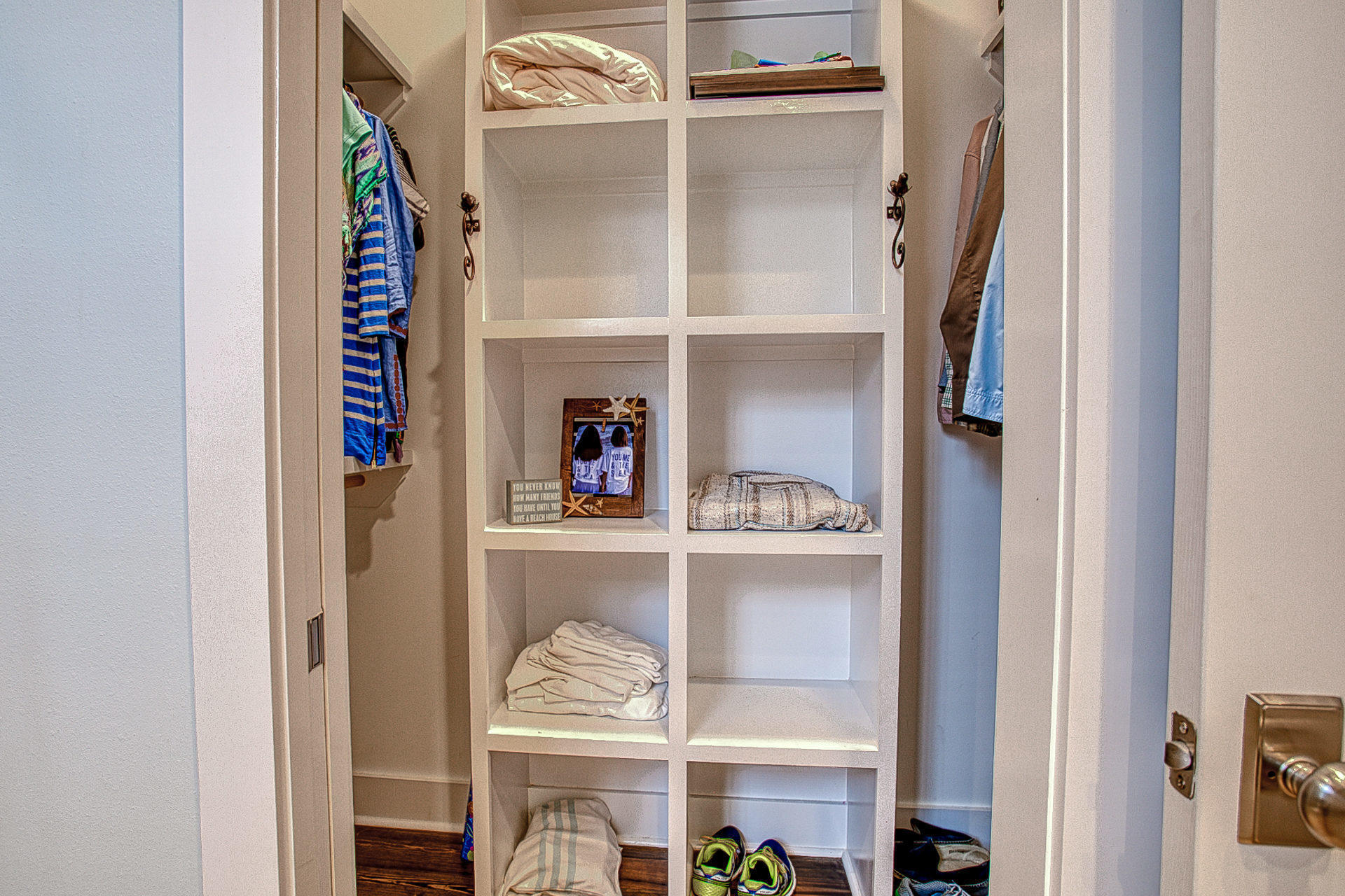 WATERCOLOR - Residential