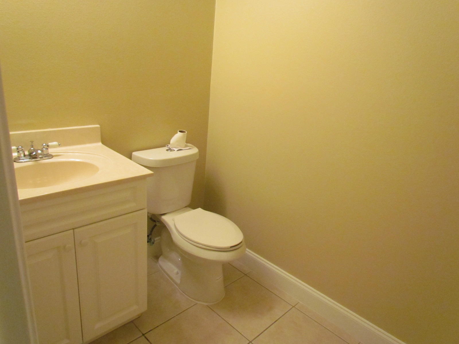 GARTMAN TH - Residential Lease