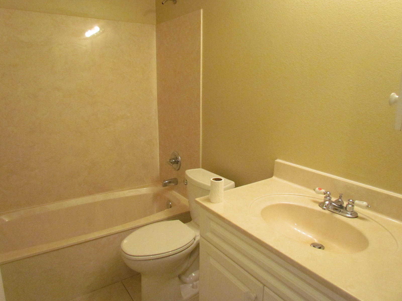 GARTMAN TH - Residential Lease