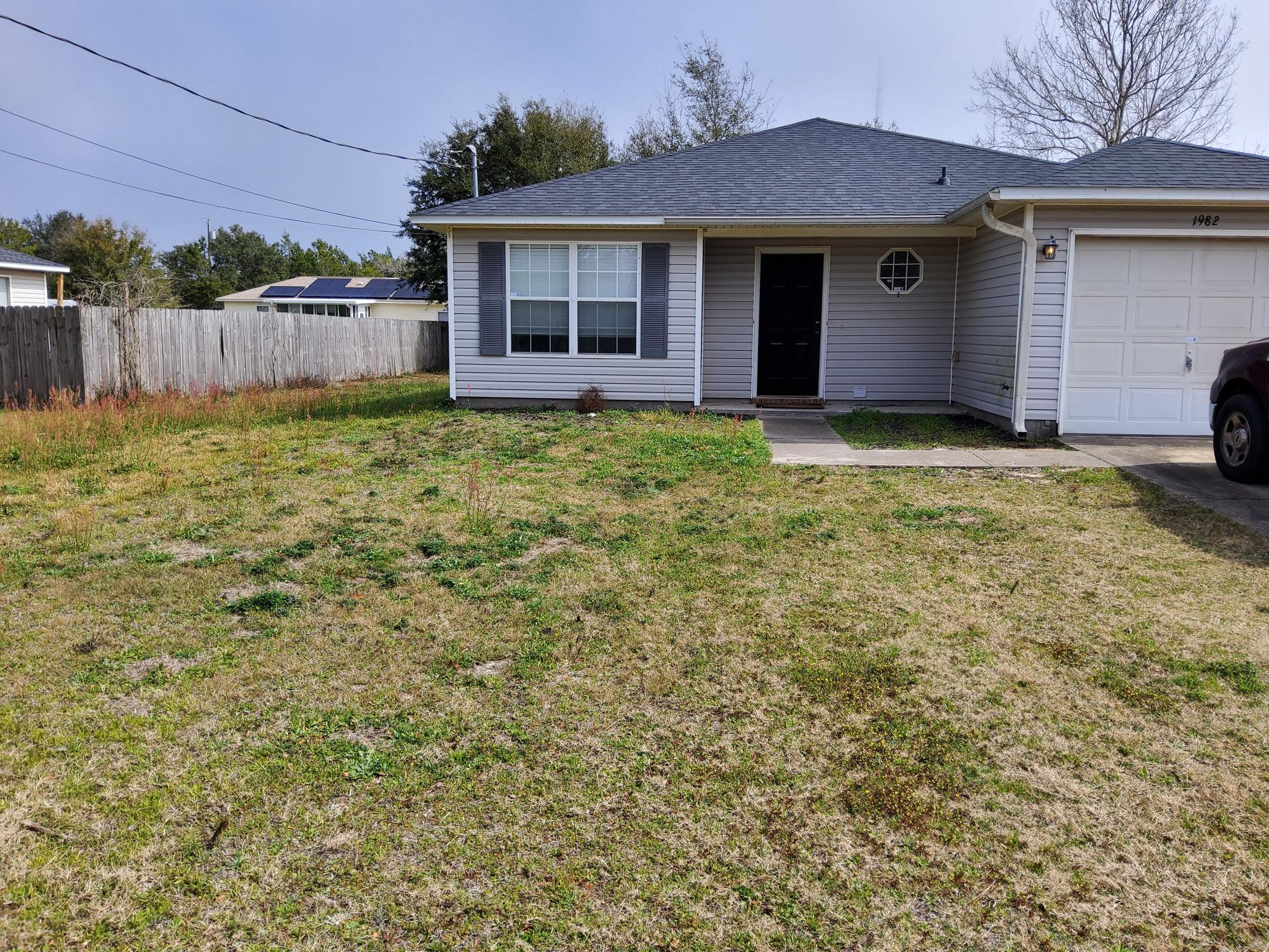 EAST BAY HEIGHTS - Residential Lease