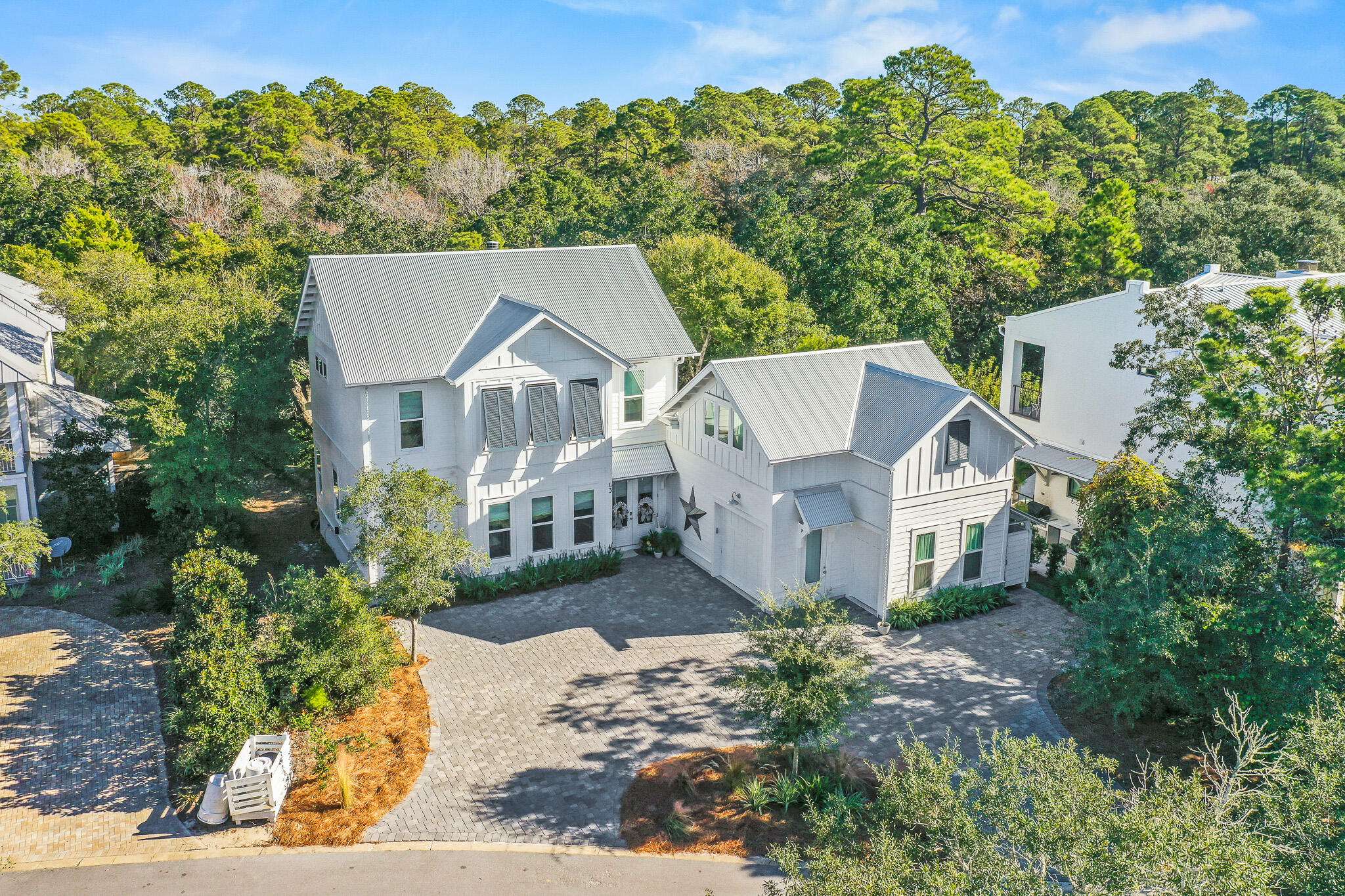 SEAGROVE VILLAGE 7TH ADD - Residential