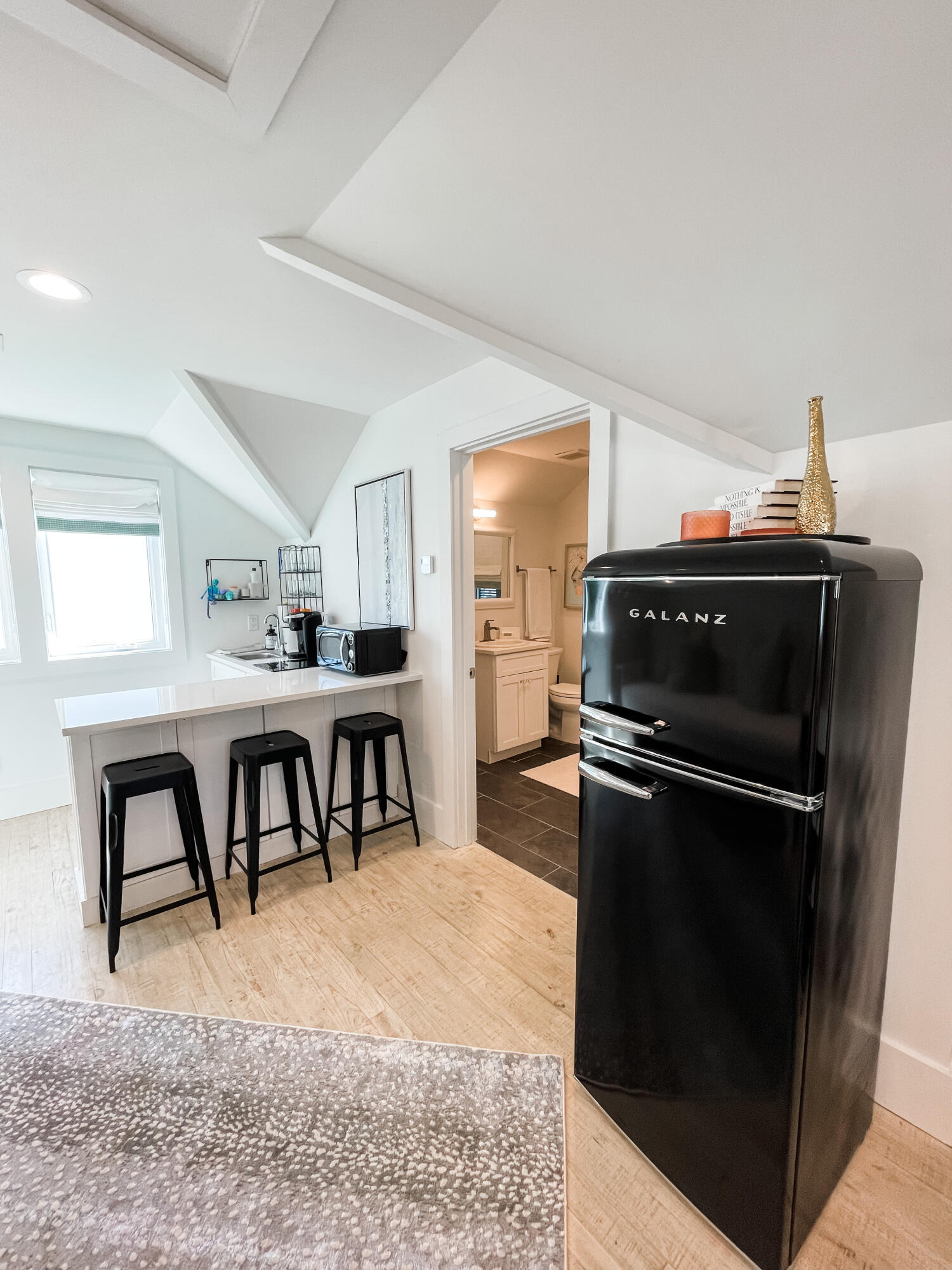 SEAGROVE VILLAGE 7TH ADD - Residential