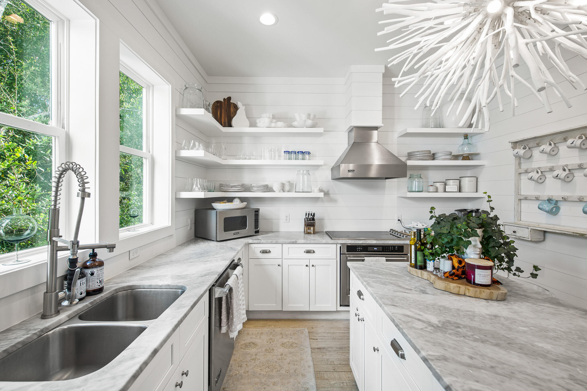 SEAGROVE VILLAGE 7TH ADD - Residential