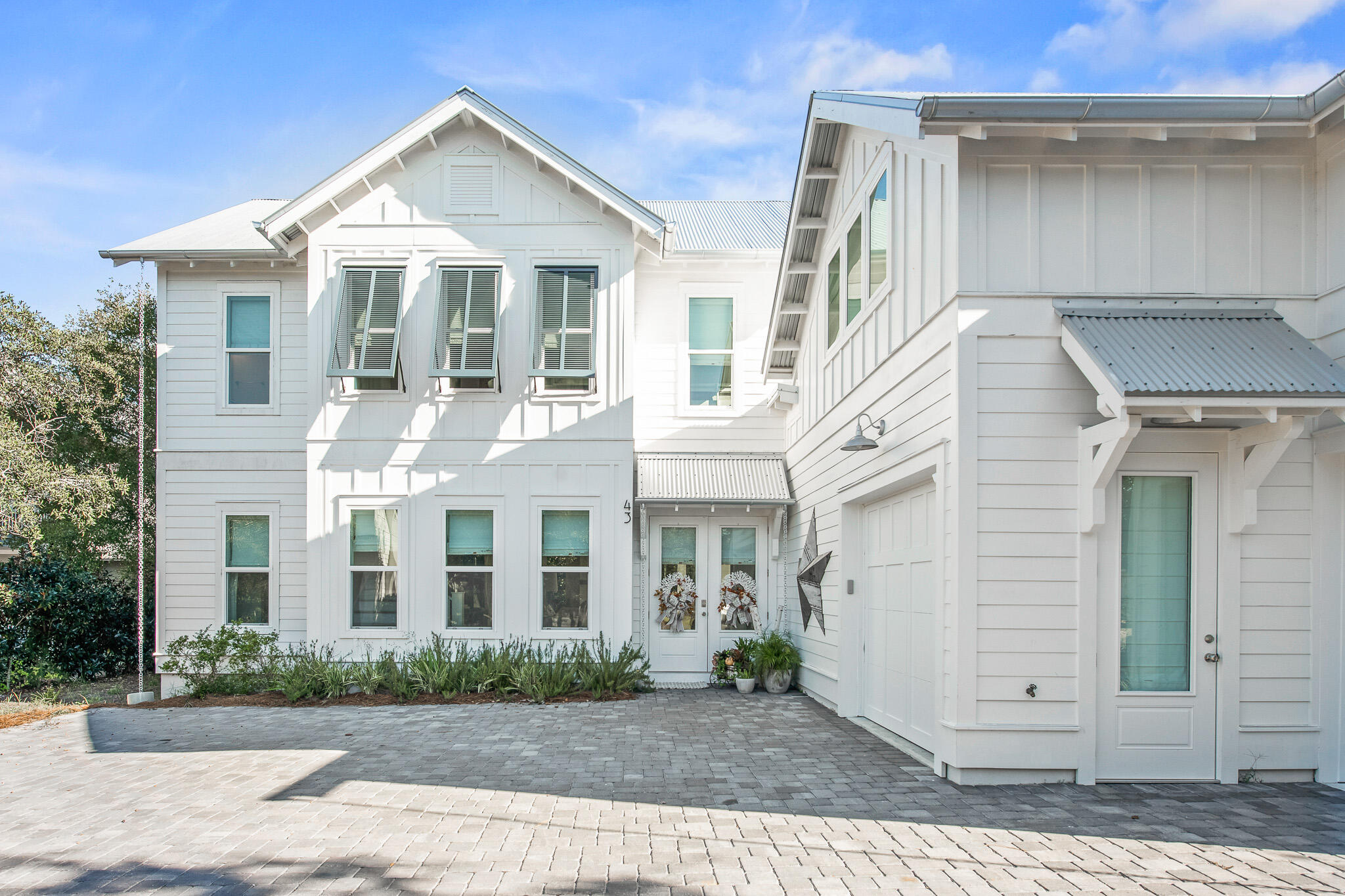 SEAGROVE VILLAGE 7TH ADD - Residential