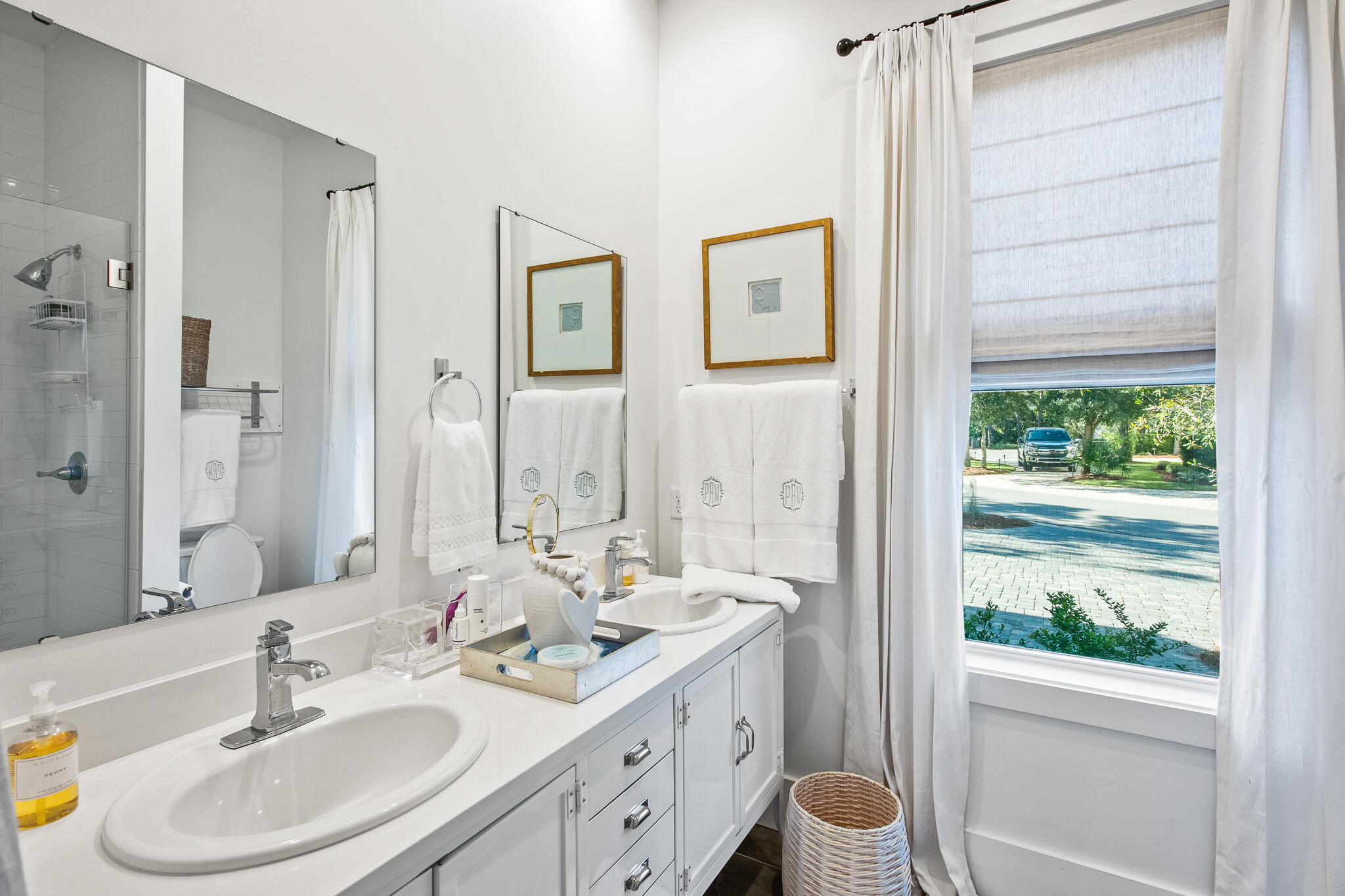 SEAGROVE VILLAGE 7TH ADD - Residential