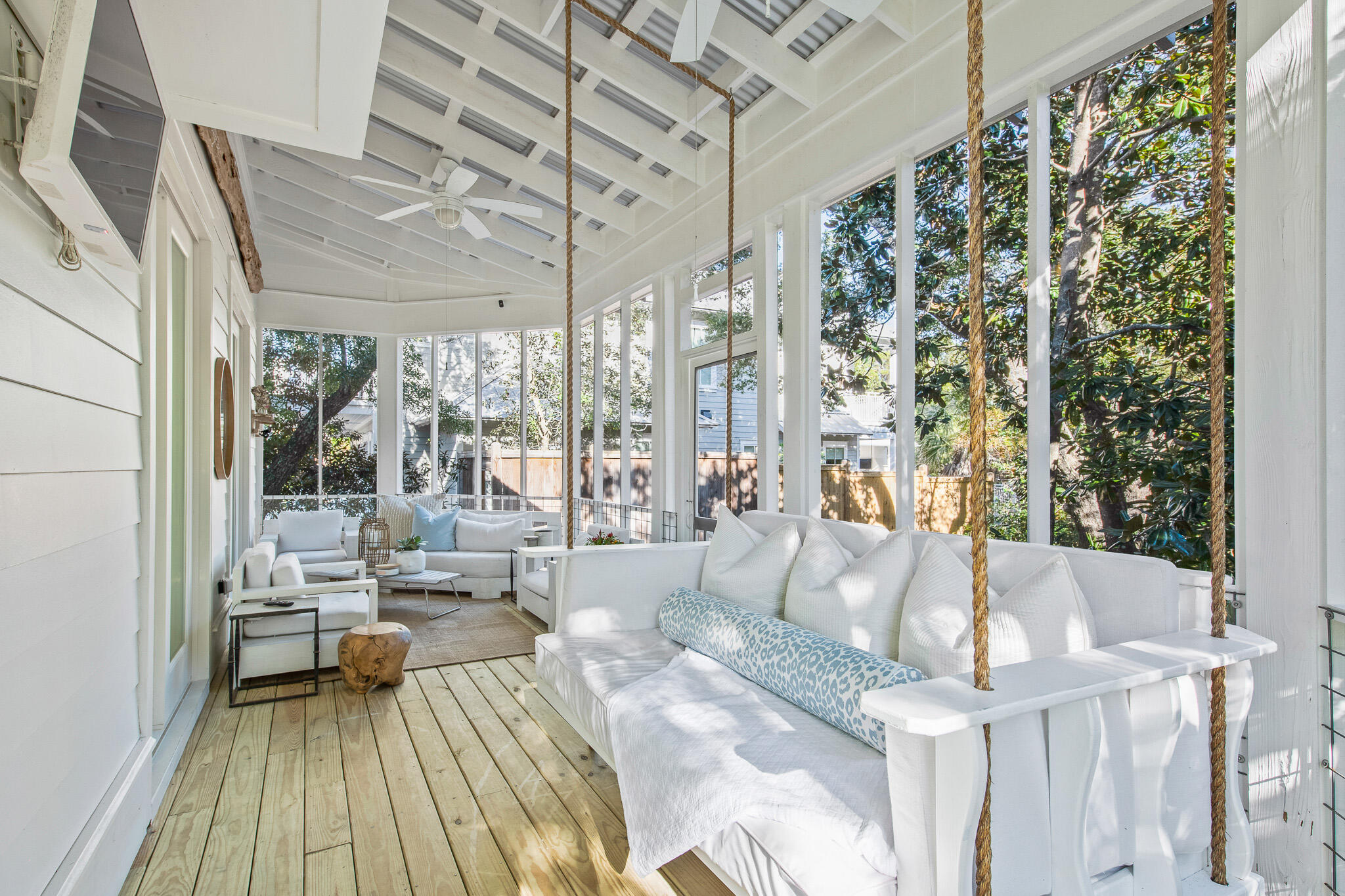 SEAGROVE VILLAGE 7TH ADD - Residential