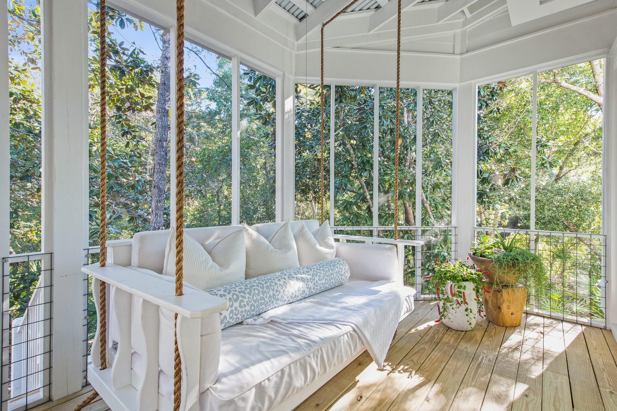 SEAGROVE VILLAGE 7TH ADD - Residential
