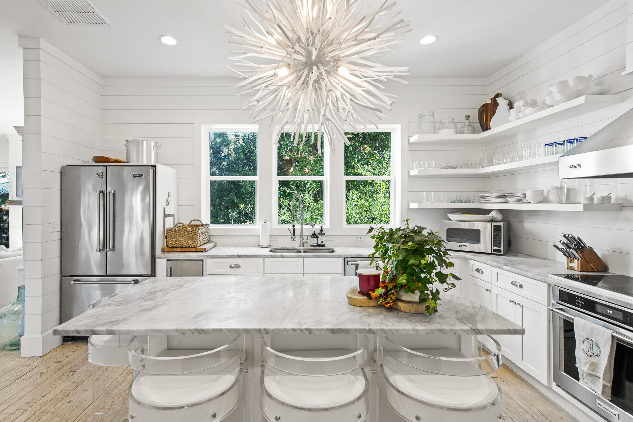 SEAGROVE VILLAGE 7TH ADD - Residential