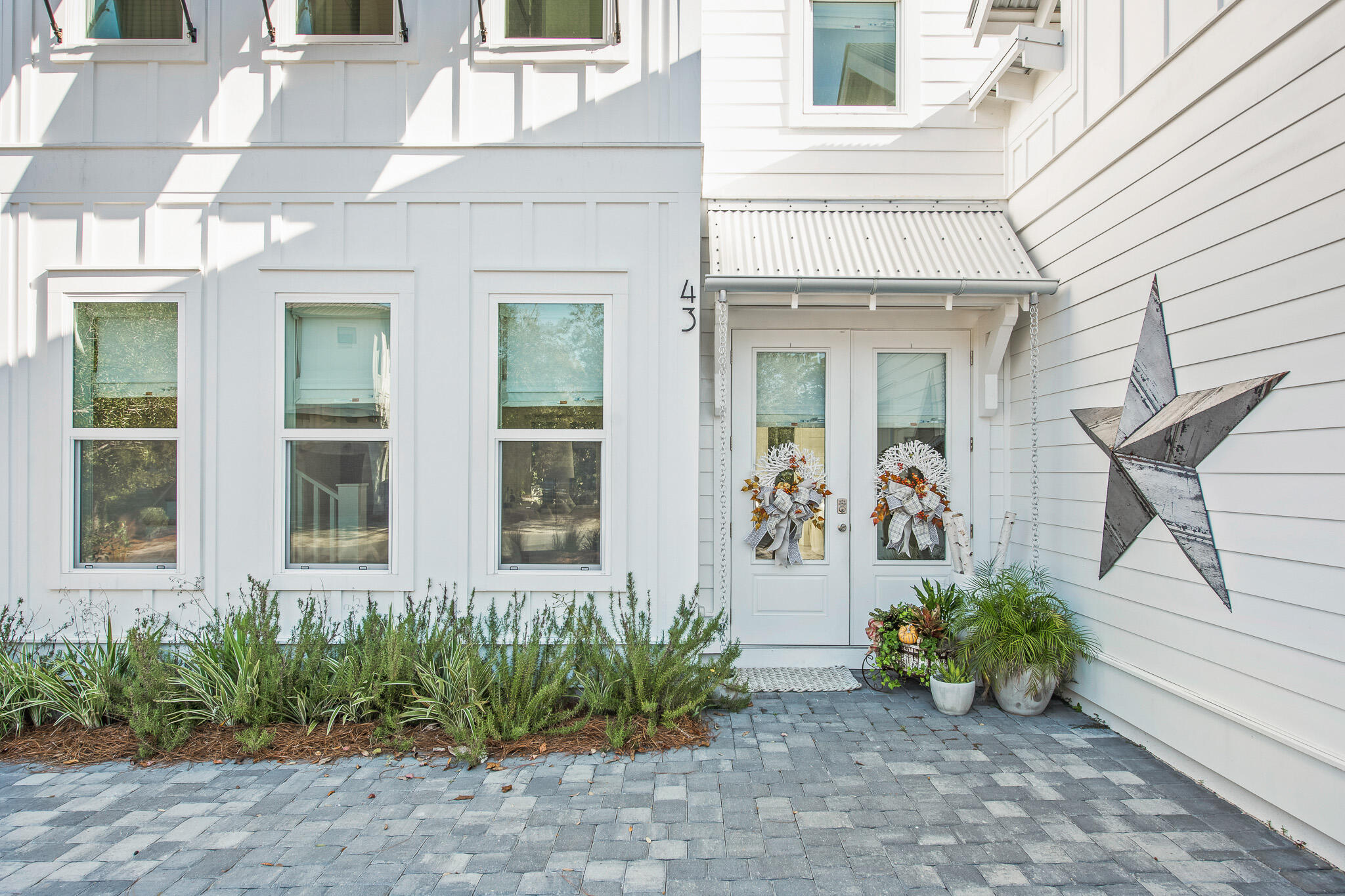 SEAGROVE VILLAGE 7TH ADD - Residential