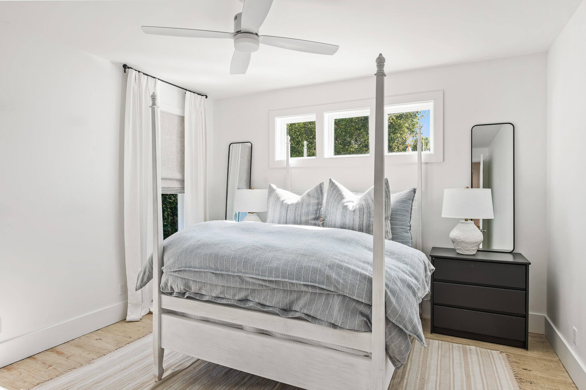 SEAGROVE VILLAGE 7TH ADD - Residential