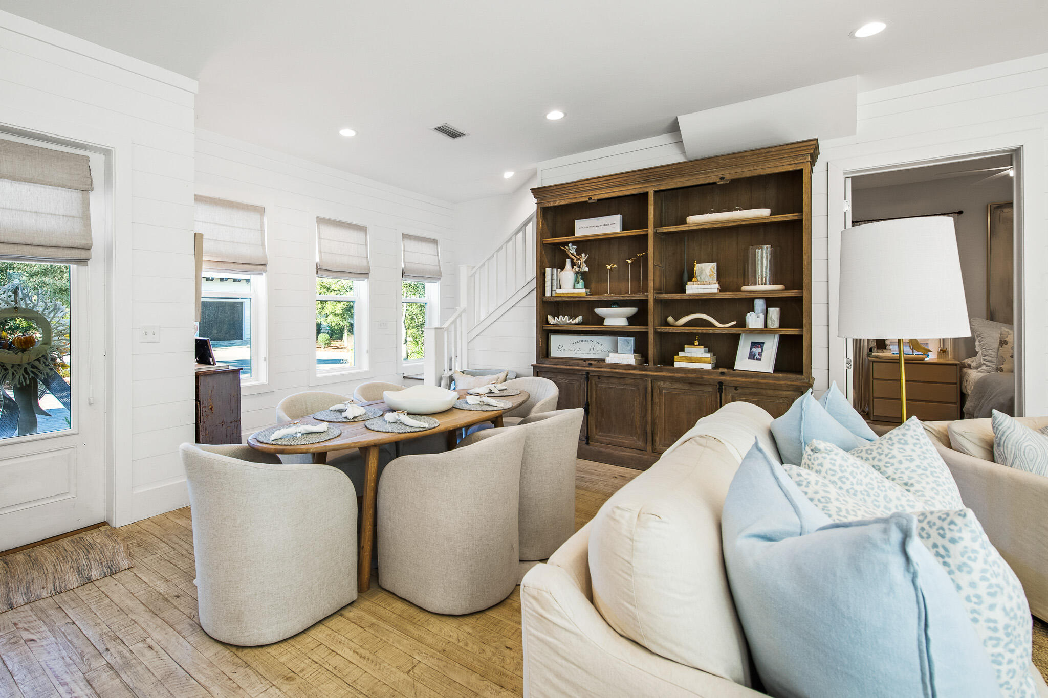 SEAGROVE VILLAGE 7TH ADD - Residential