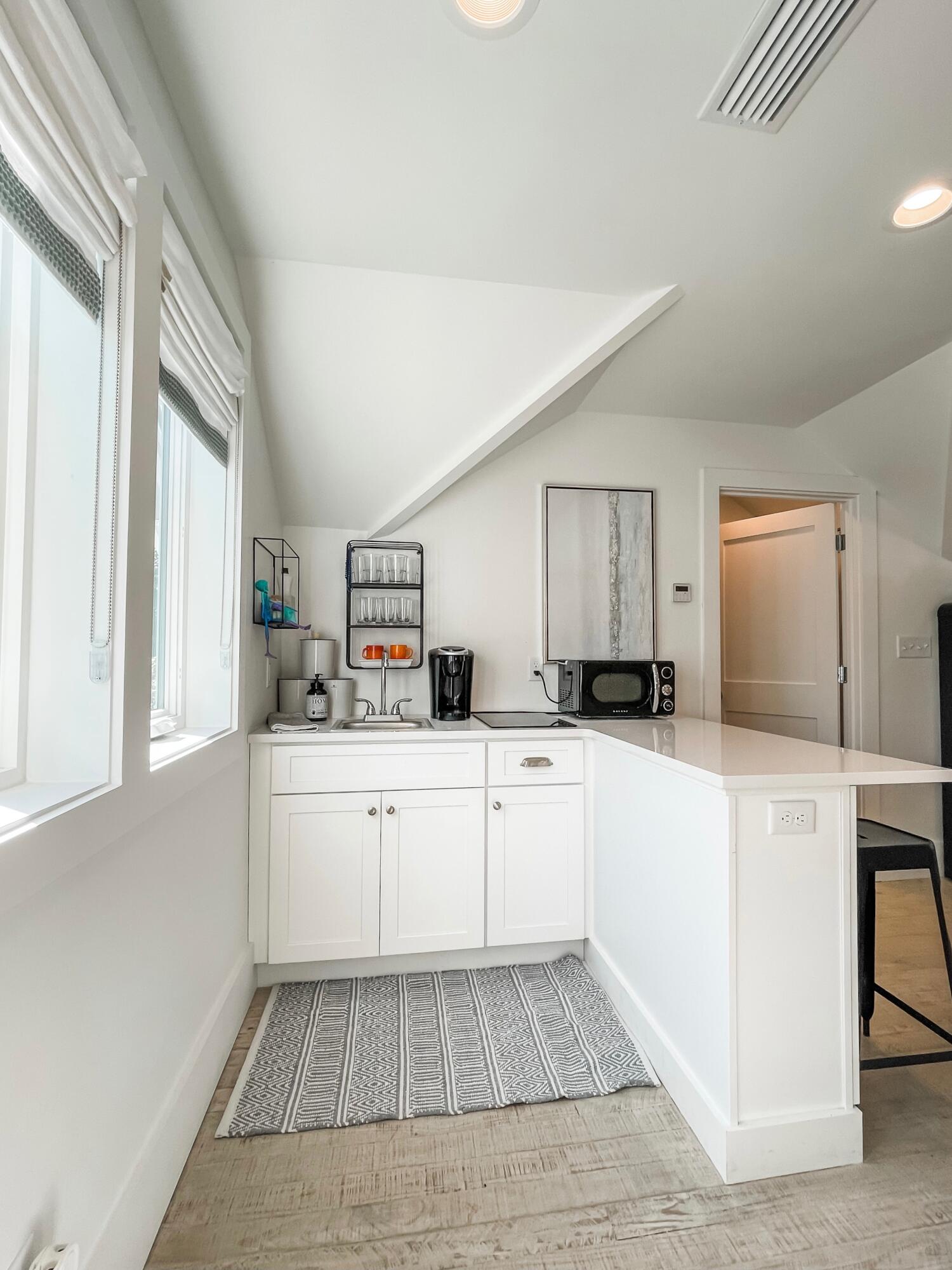 SEAGROVE VILLAGE 7TH ADD - Residential