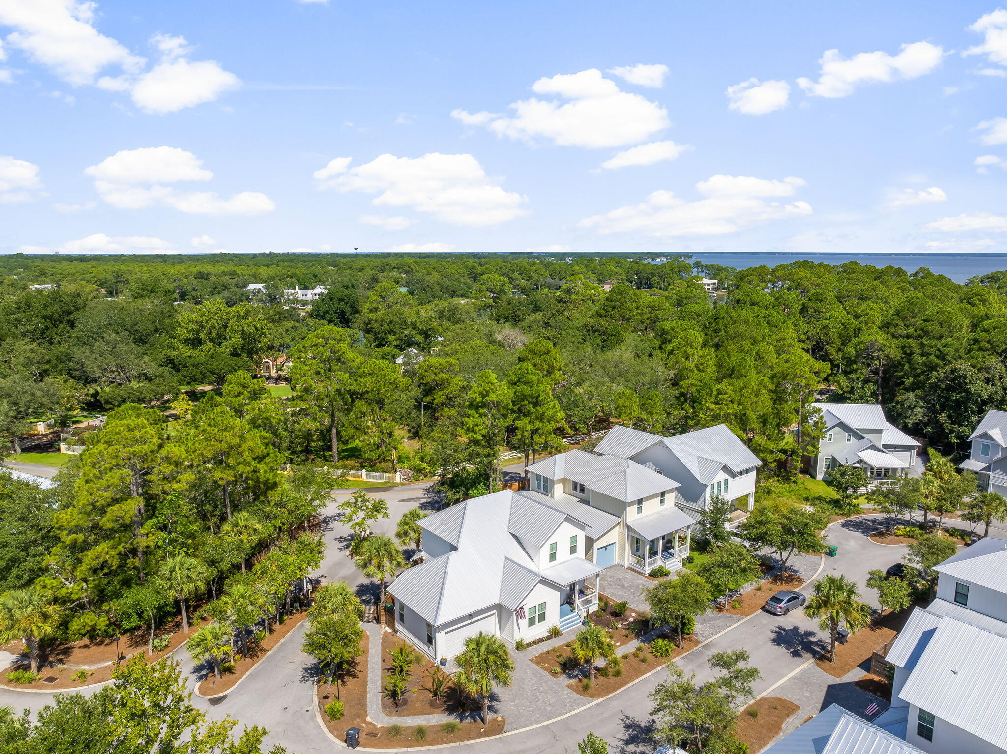 HIDDEN GROVE - Residential