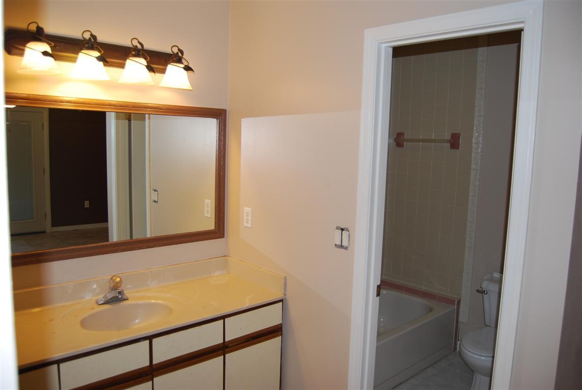 COUNTRY OAKS ESTATES PH 2 - Residential