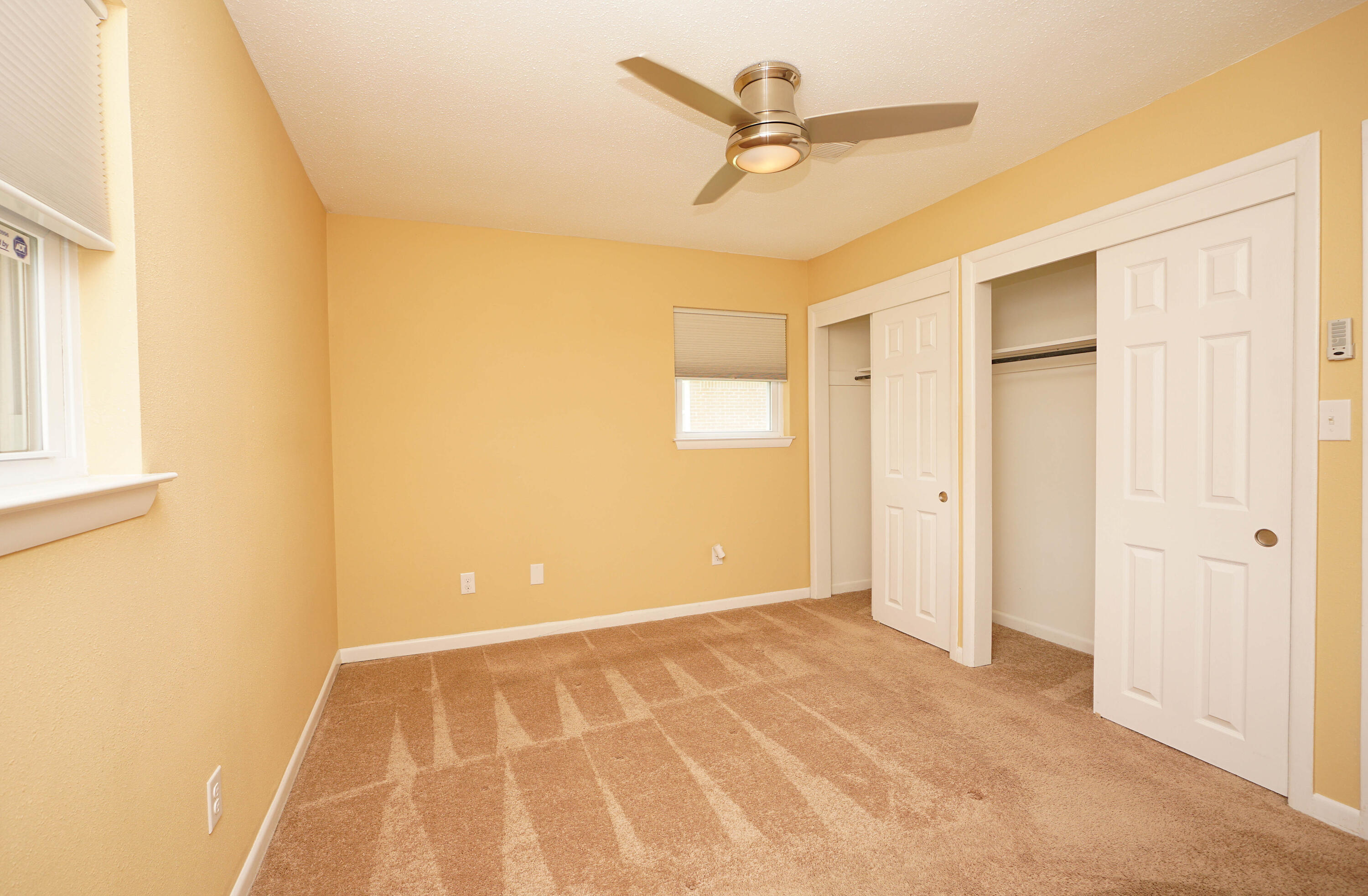 CAROL ANNE MANOR 1ST ADDN - Residential