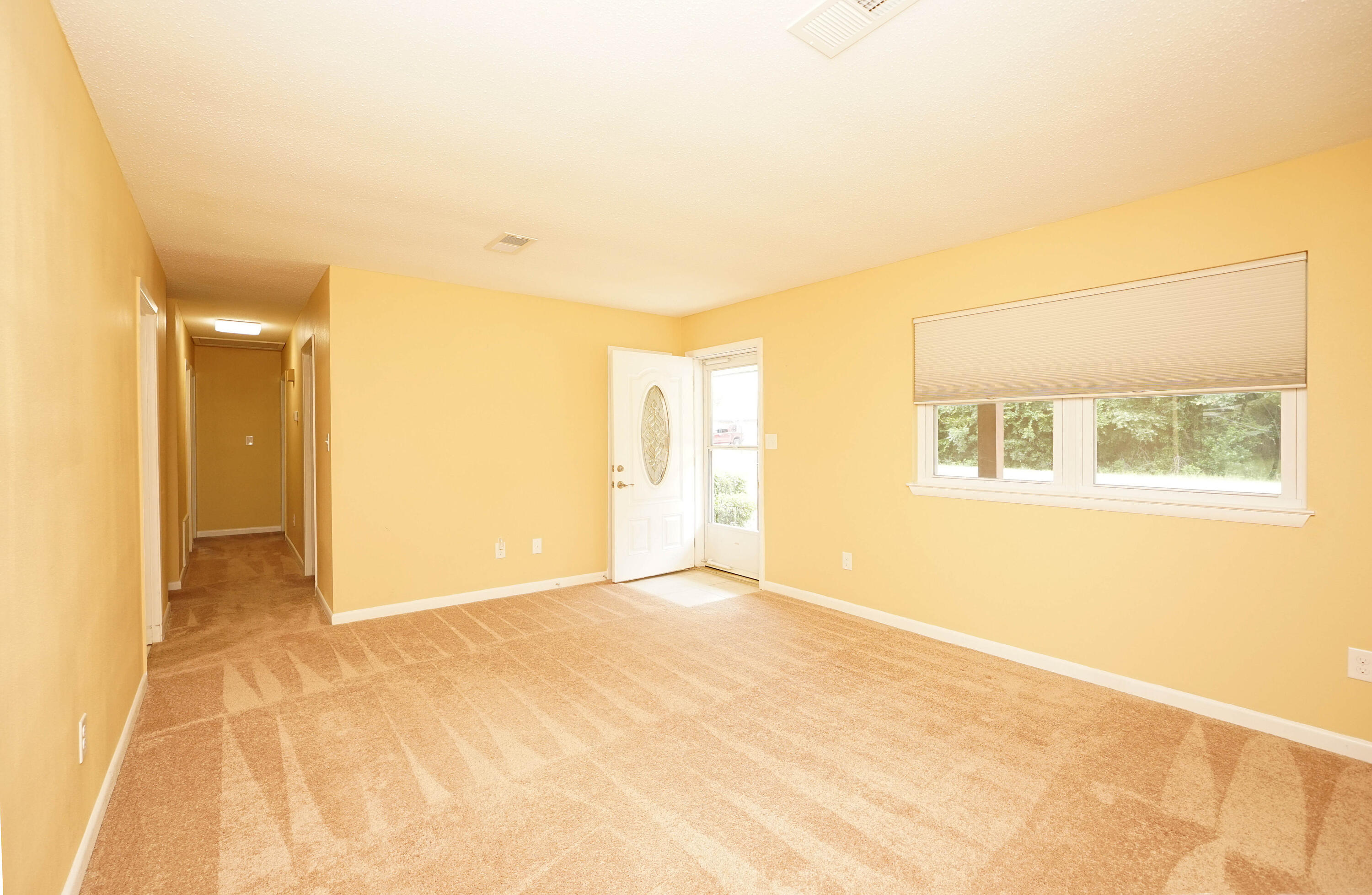 CAROL ANNE MANOR 1ST ADDN - Residential