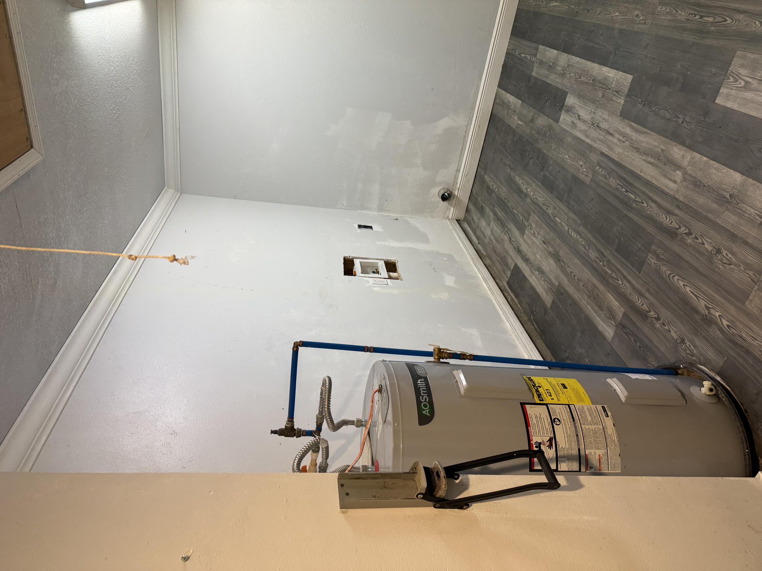 RIDGE CREST PH II - Residential