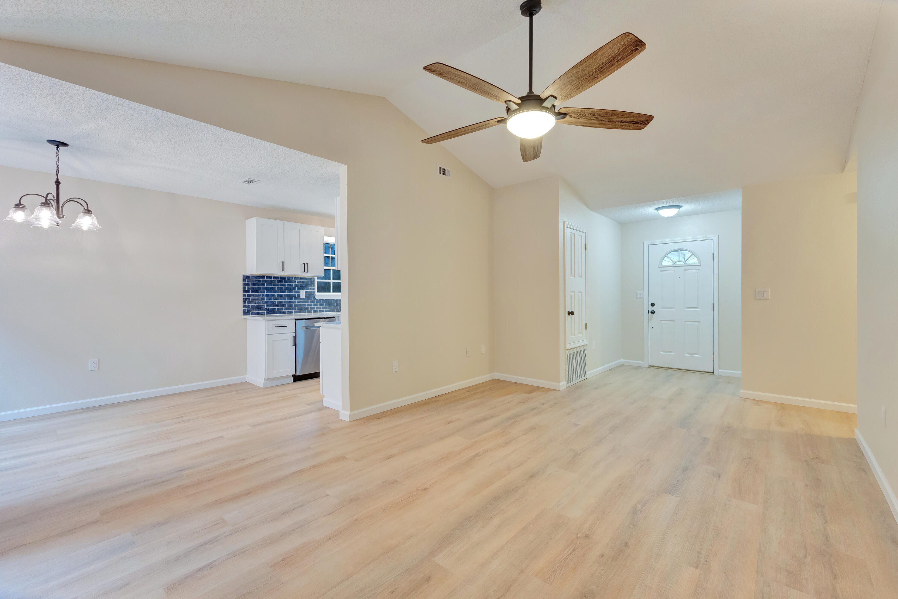 JERNIGAN S/D 2ND ADD LOT 12 BLK D - Residential