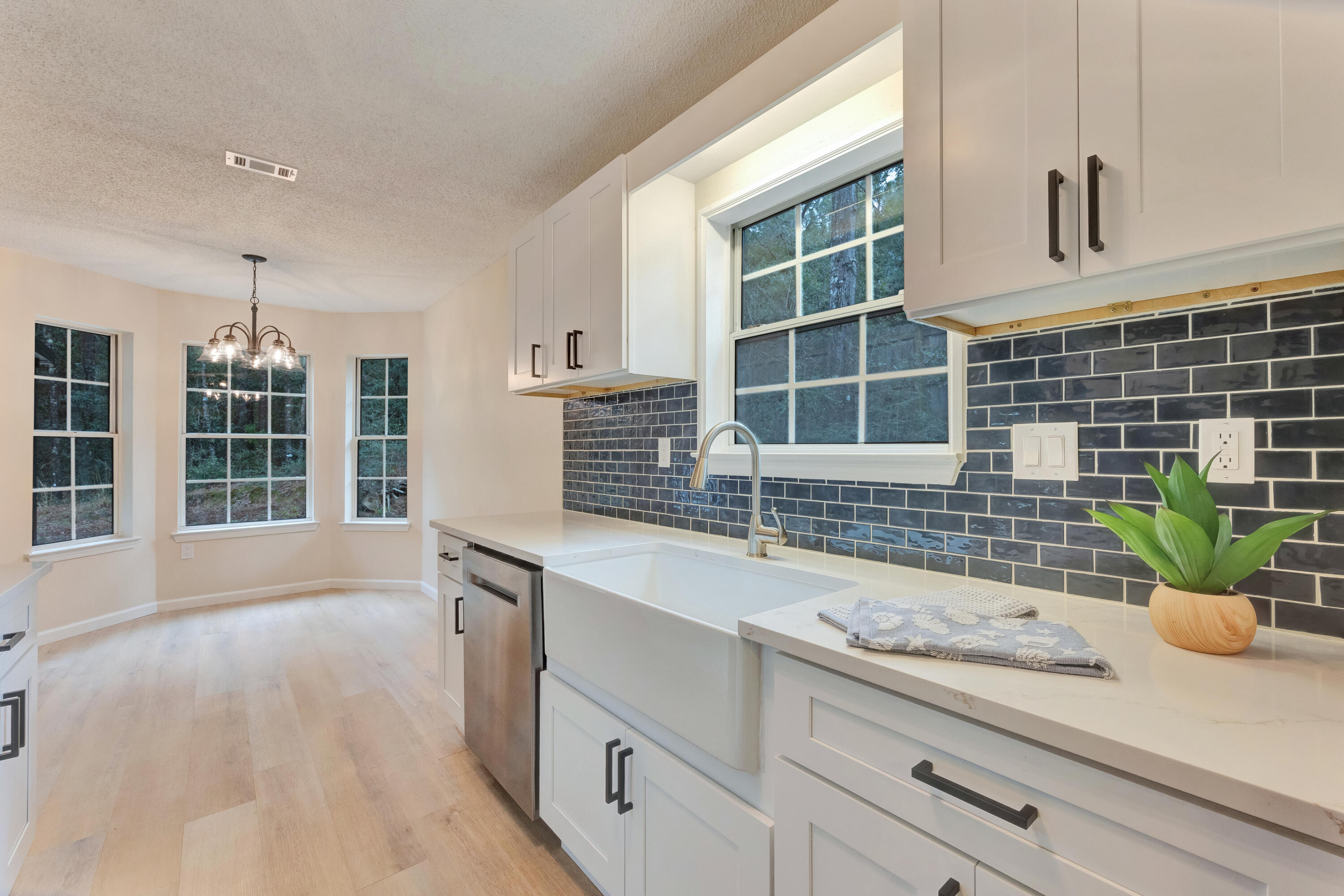 JERNIGAN S/D 2ND ADD LOT 12 BLK D - Residential