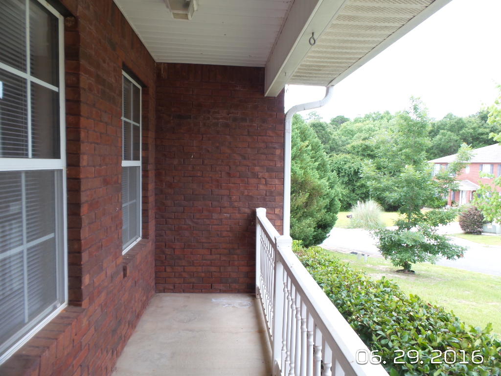 OLD BETHEL ESTATES PH I - Residential Lease