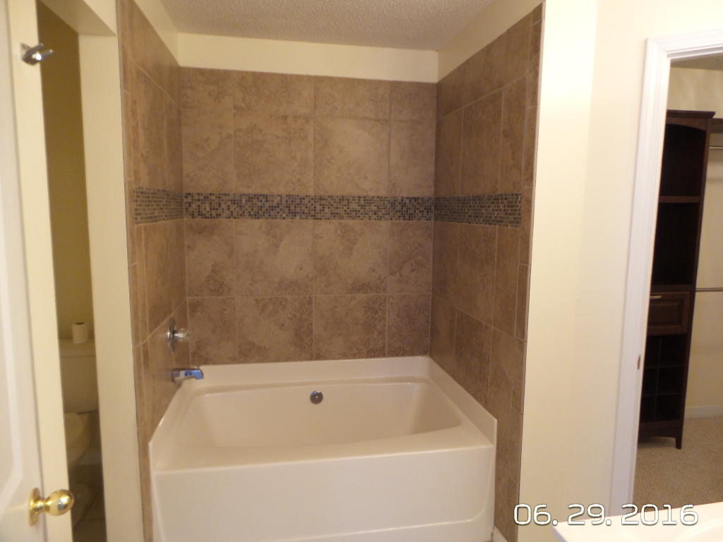 OLD BETHEL ESTATES PH I - Residential Lease