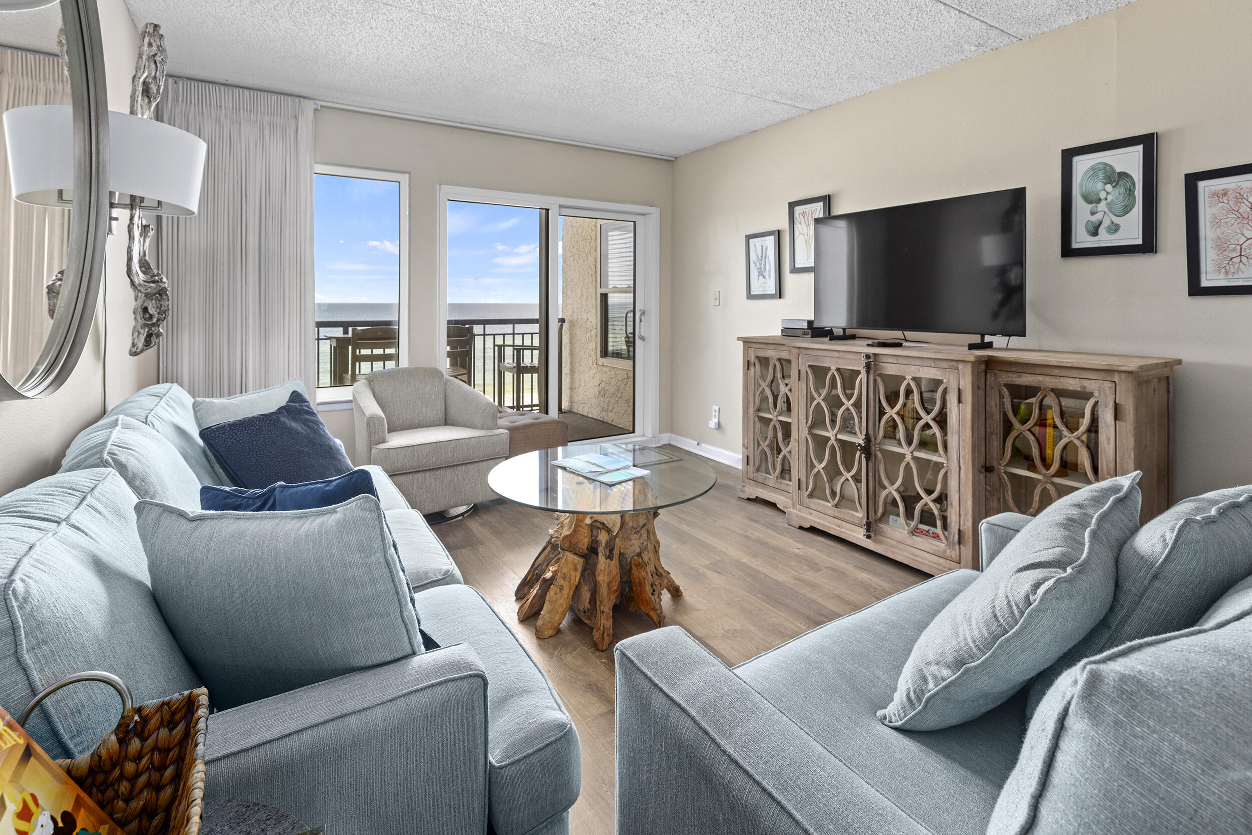 ISLAND ECHO CONDO Unit 6-E - Residential